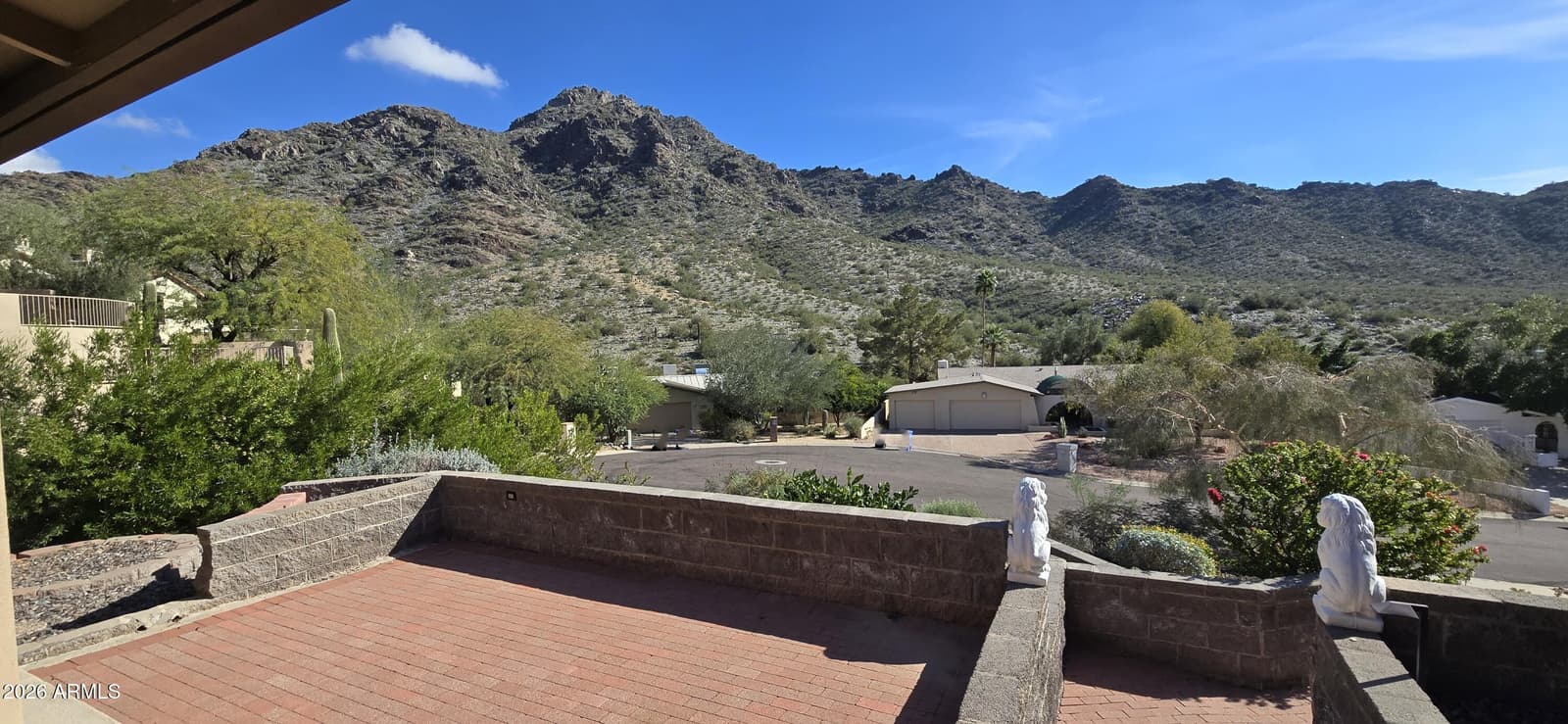 2346 E ORANGEWOOD Avenue, Phoenix, AZ 85020 — photo 4 of 49