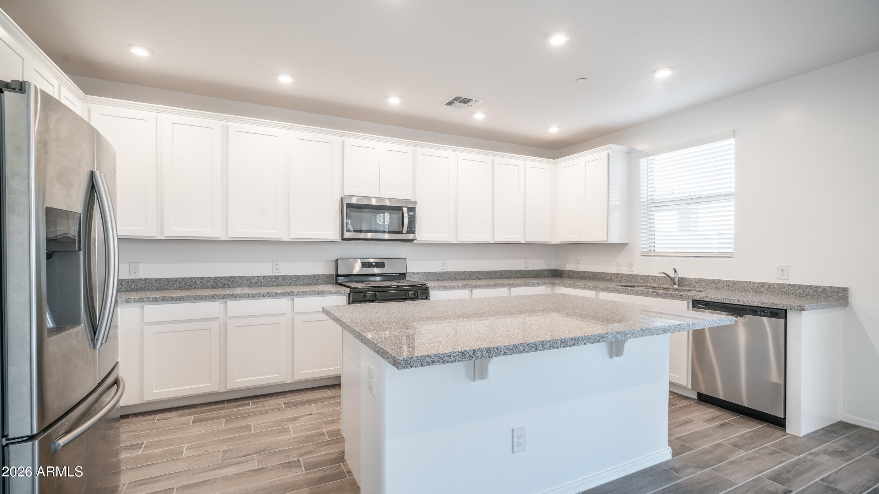 13370 W EAGLE FEATHER Road, Peoria, AZ 85383 — photo 11 of 29