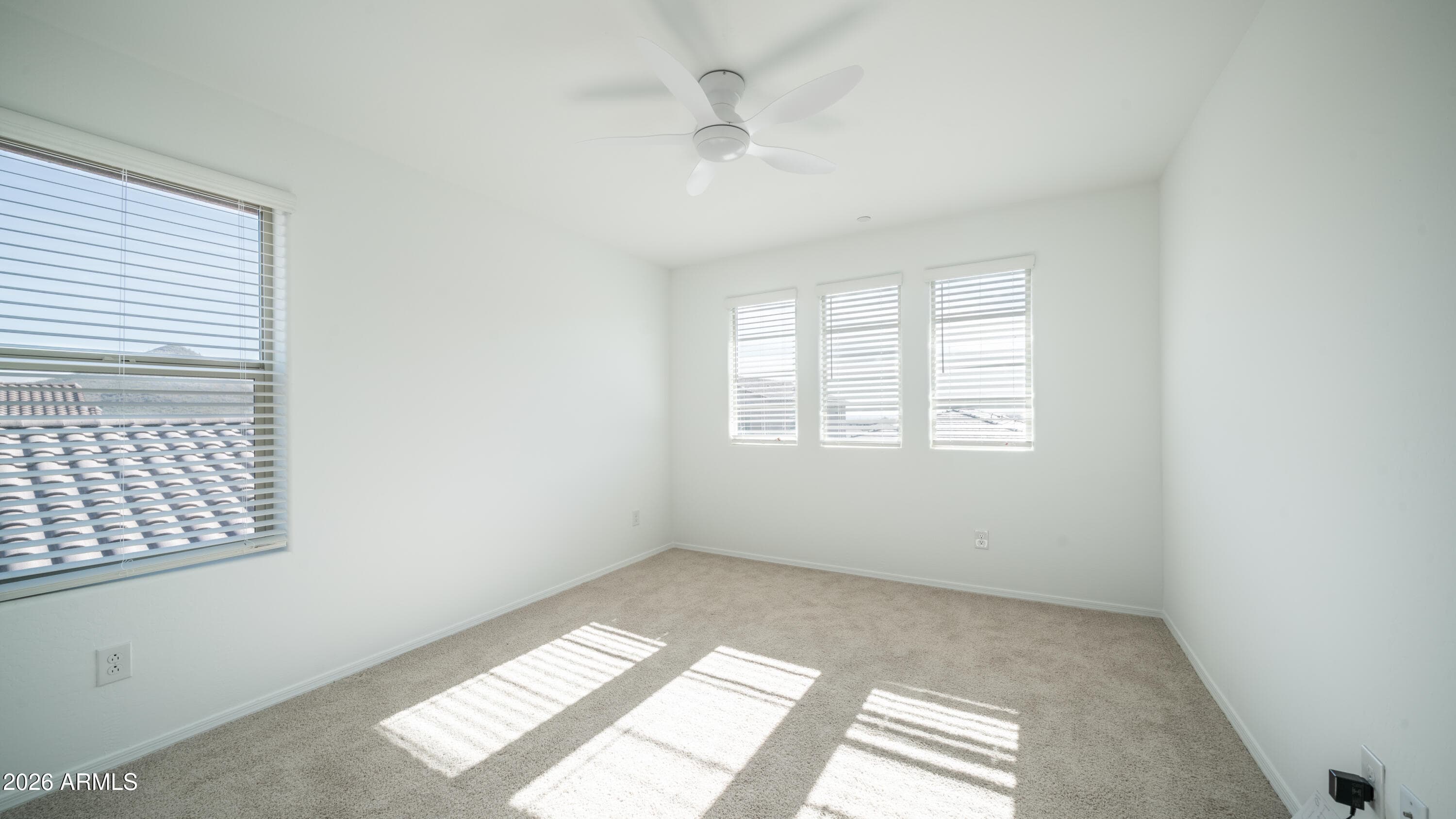 13370 W EAGLE FEATHER Road, Peoria, AZ 85383 — photo 15 of 29