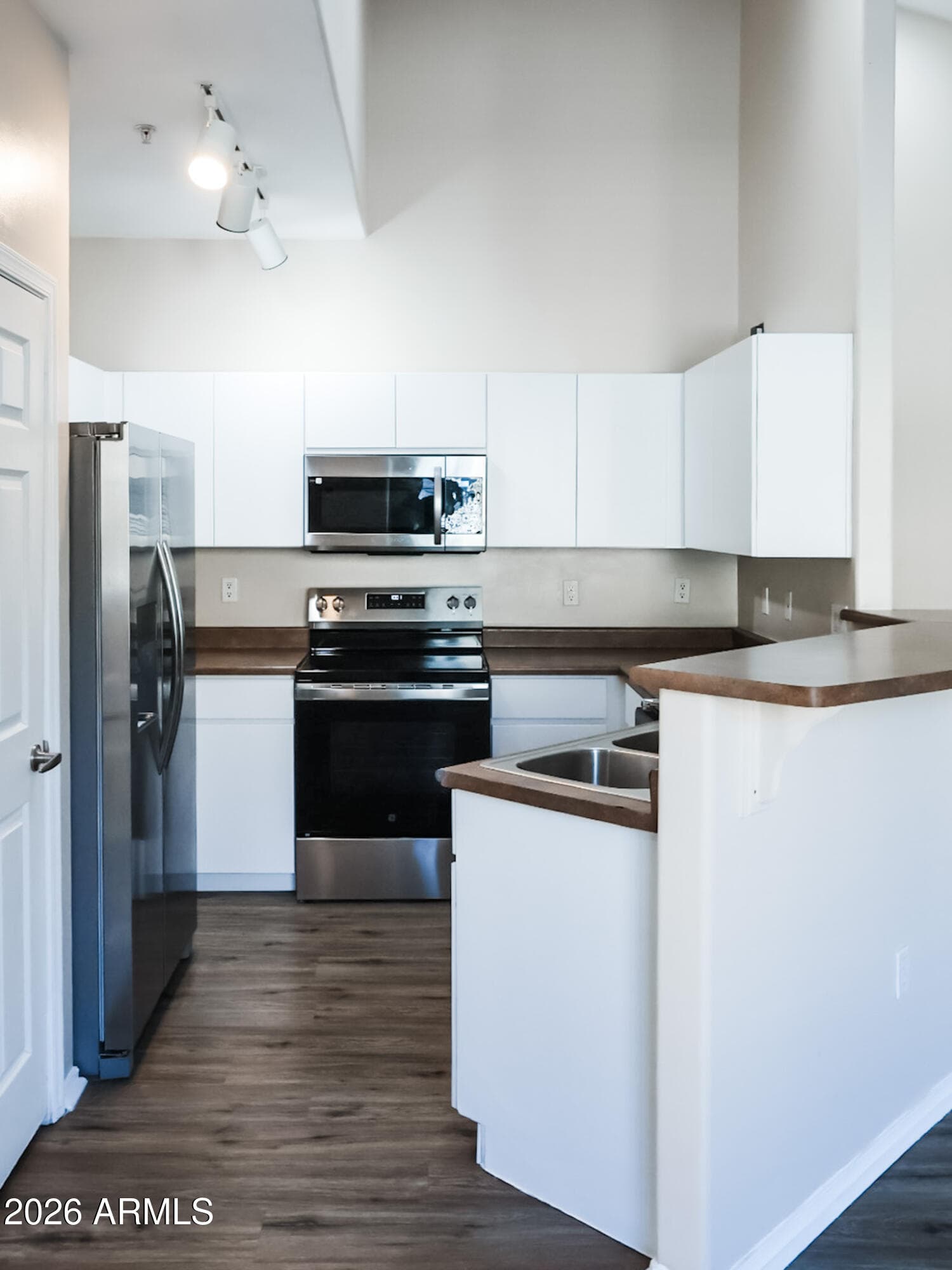 2450 W GLENROSA Avenue 27, Phoenix, AZ 85015 — photo 4 of 13