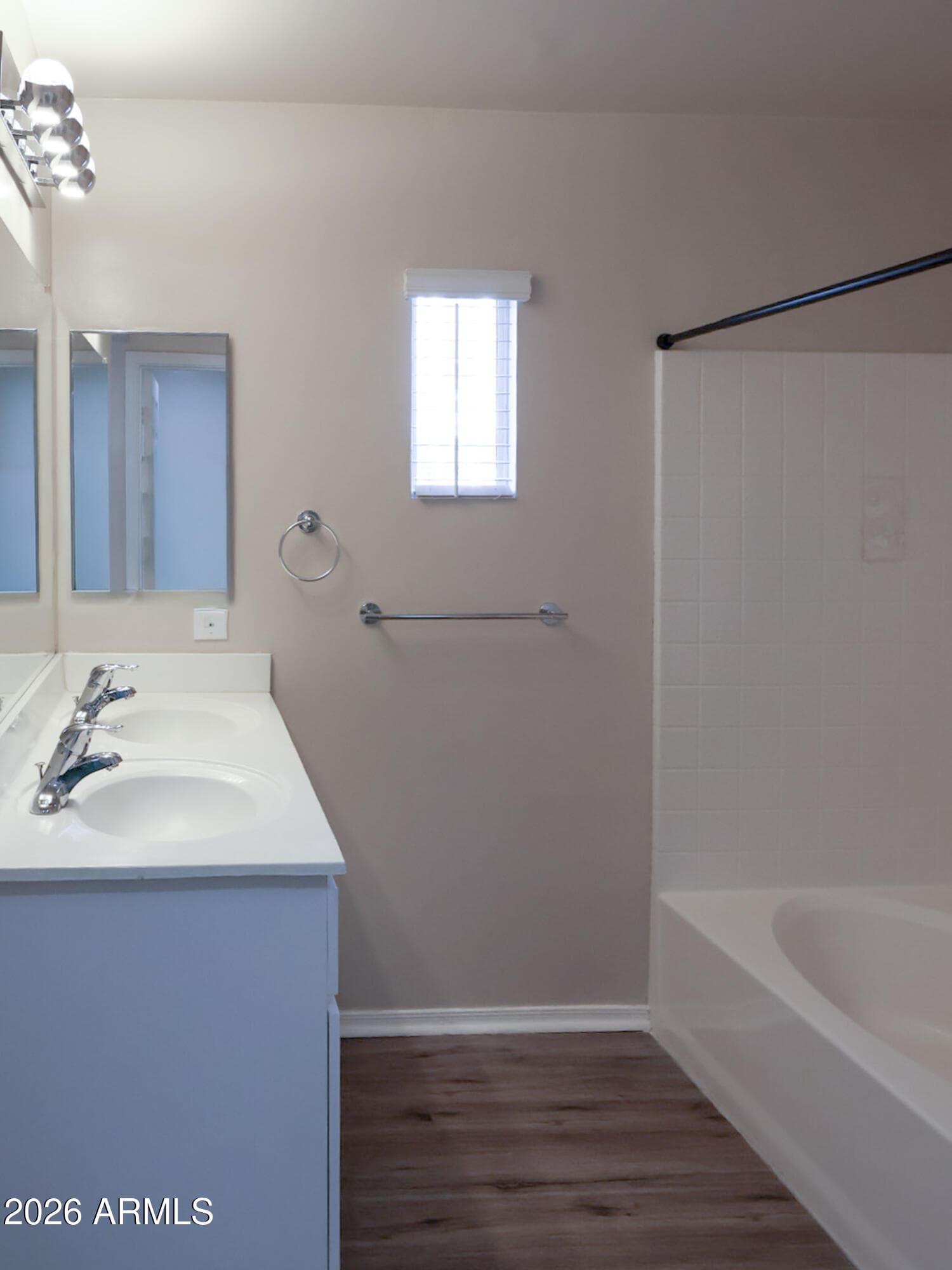 2450 W GLENROSA Avenue 27, Phoenix, AZ 85015 — photo 11 of 13