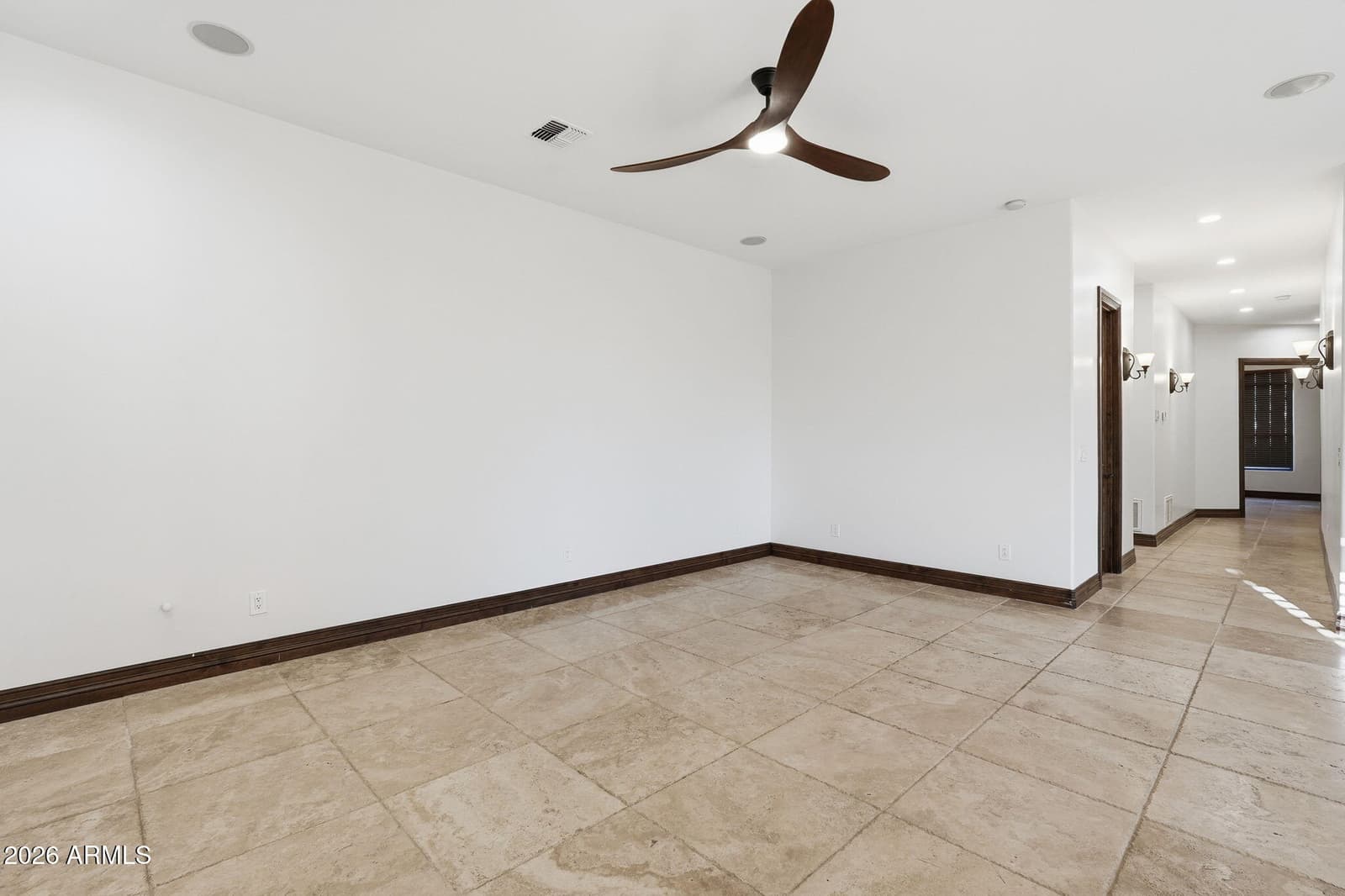 6653 E SWEETWATER Avenue, Scottsdale, AZ 85254 — photo 15 of 52