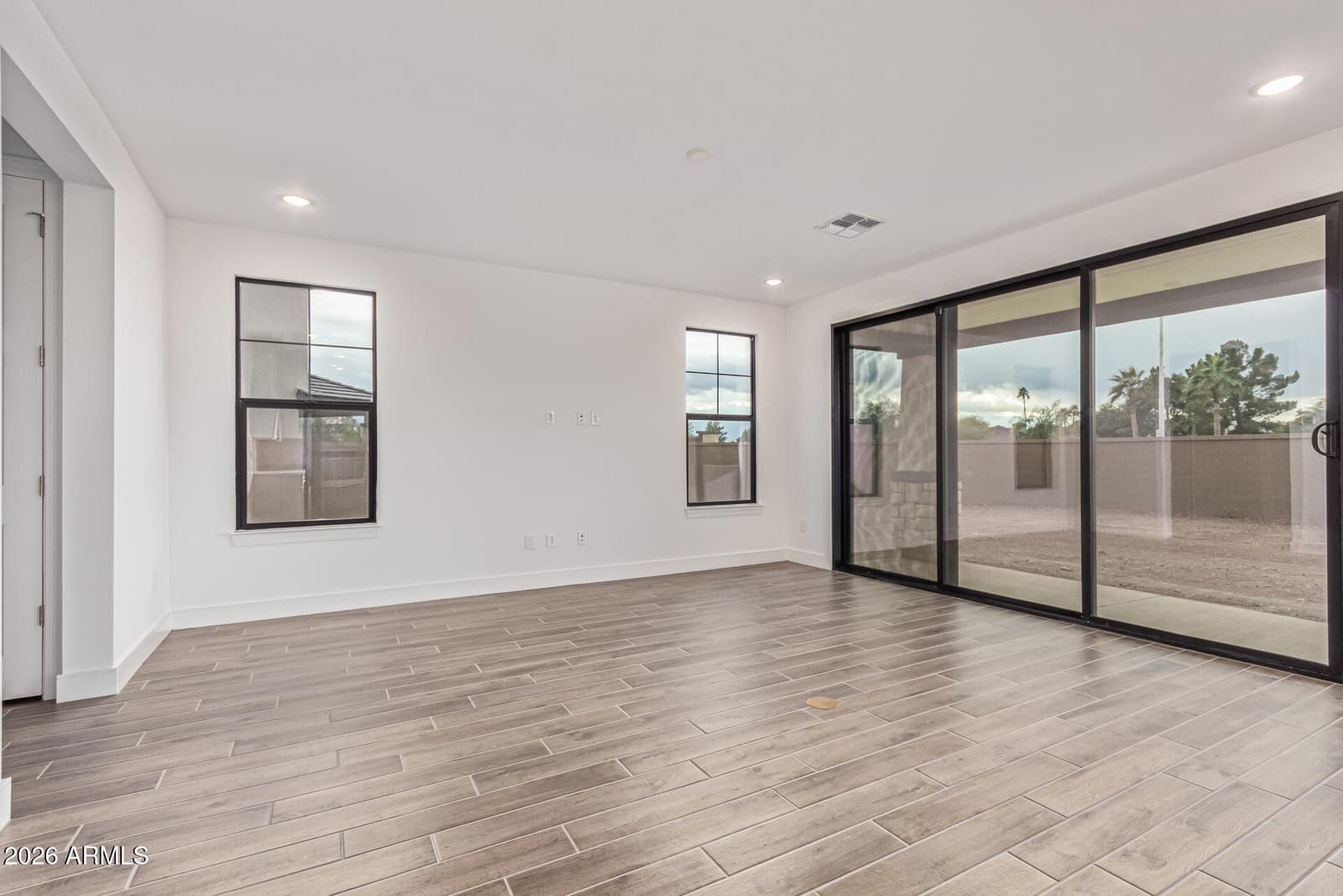 2451 W LOS ARBOLES Place, Chandler, AZ 85224 — photo 10 of 44