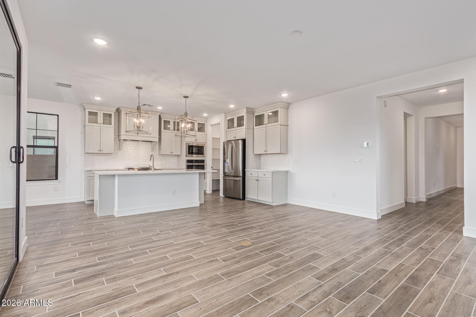 2451 W LOS ARBOLES Place, Chandler, AZ 85224 — photo 3 of 44