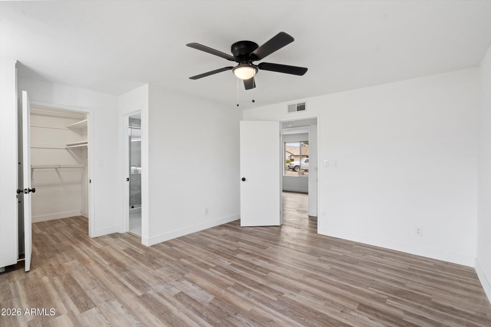 4829 E APACHE Circle, Phoenix, AZ 85044 — photo 9 of 19