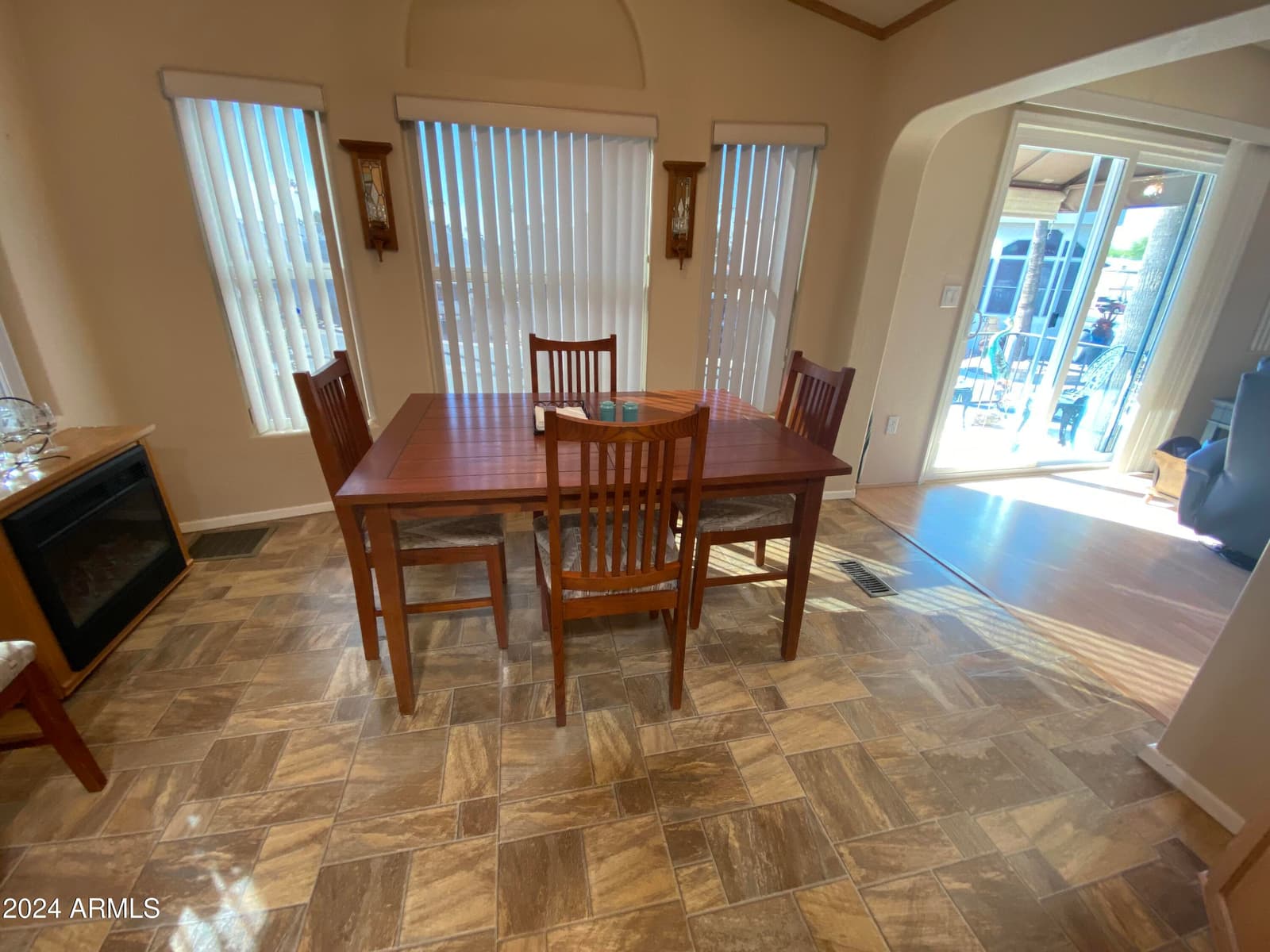 2061 S WALLA WALLA Circle, Apache Junction, AZ 85119 — photo 11 of 45