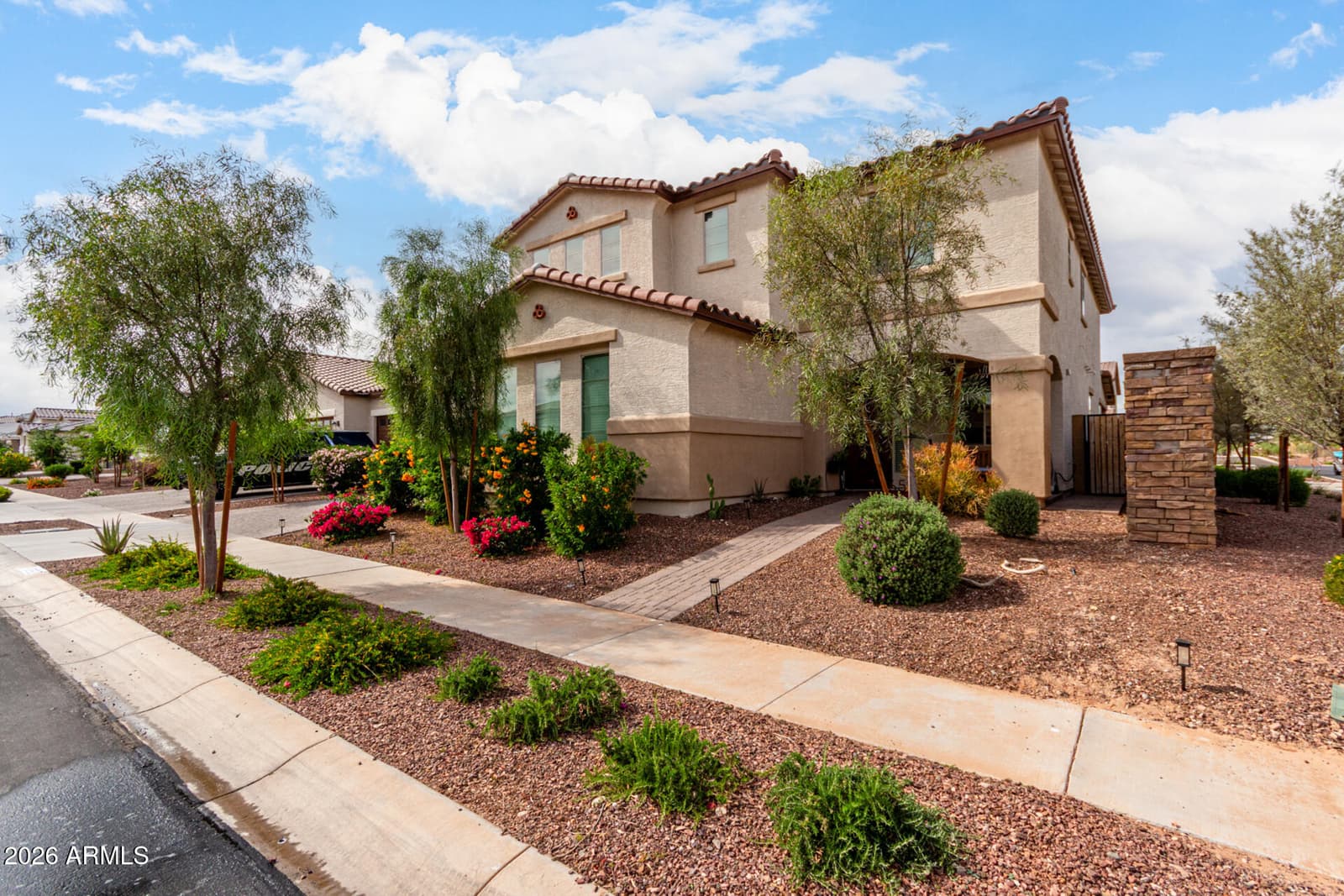 17652 W STRAIGHT ARROW Lane, Surprise, AZ 85387 — photo 8 of 71