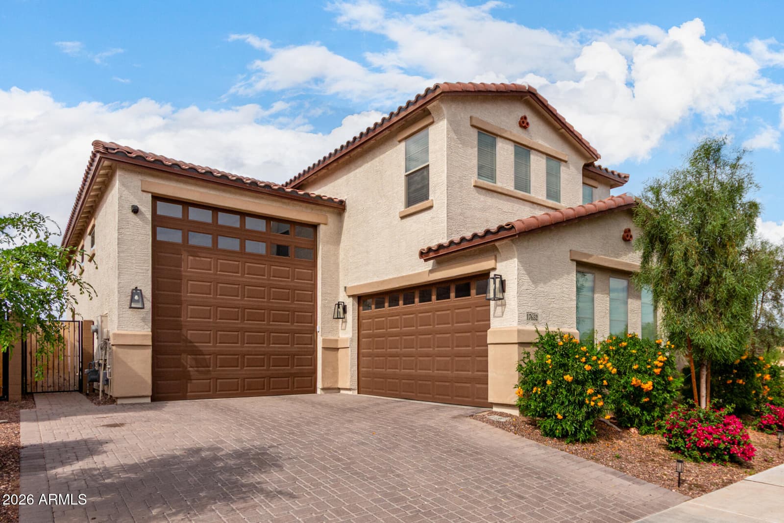 17652 W STRAIGHT ARROW Lane, Surprise, AZ 85387 — photo 2 of 71
