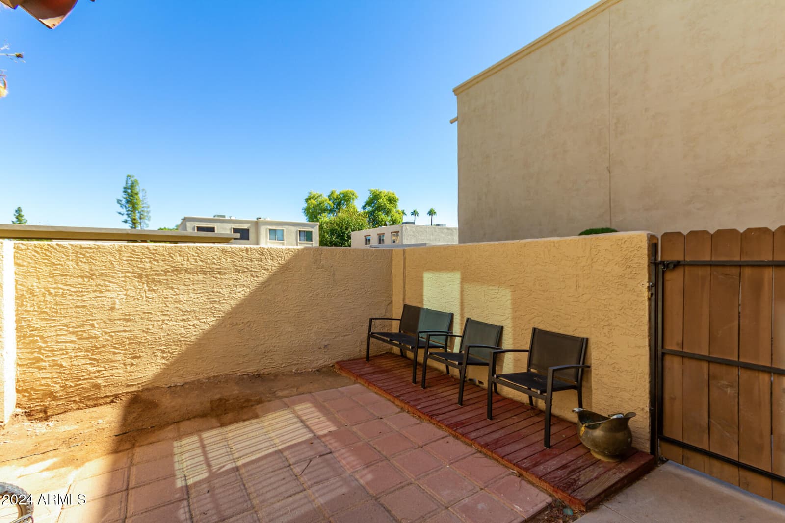 4260 N 81ST Street, Scottsdale, AZ 85251 — photo 5 of 28