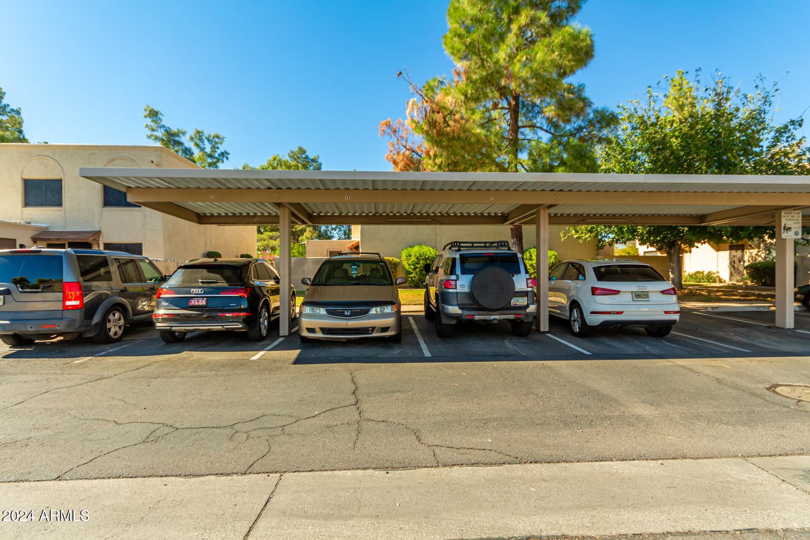 4260 N 81ST Street, Scottsdale, AZ 85251 — photo 25 of 28