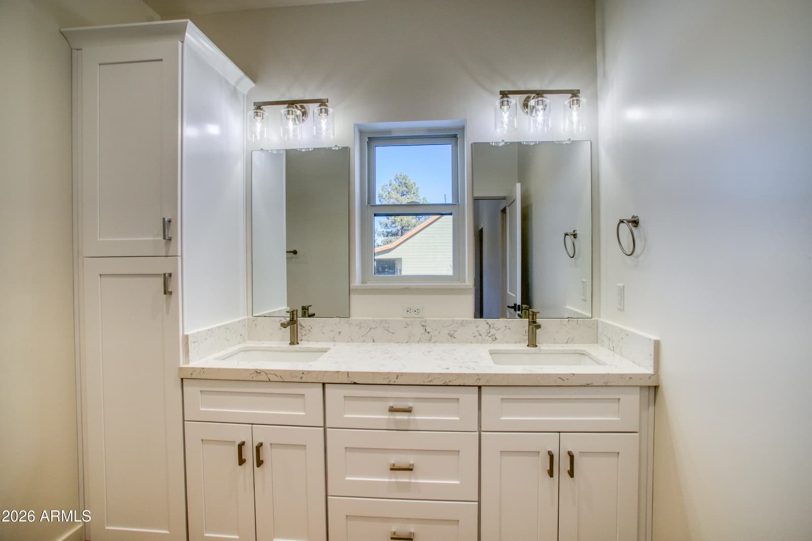 1028 School House Ln Lane, Show Low, AZ 85901 — photo 12 of 32