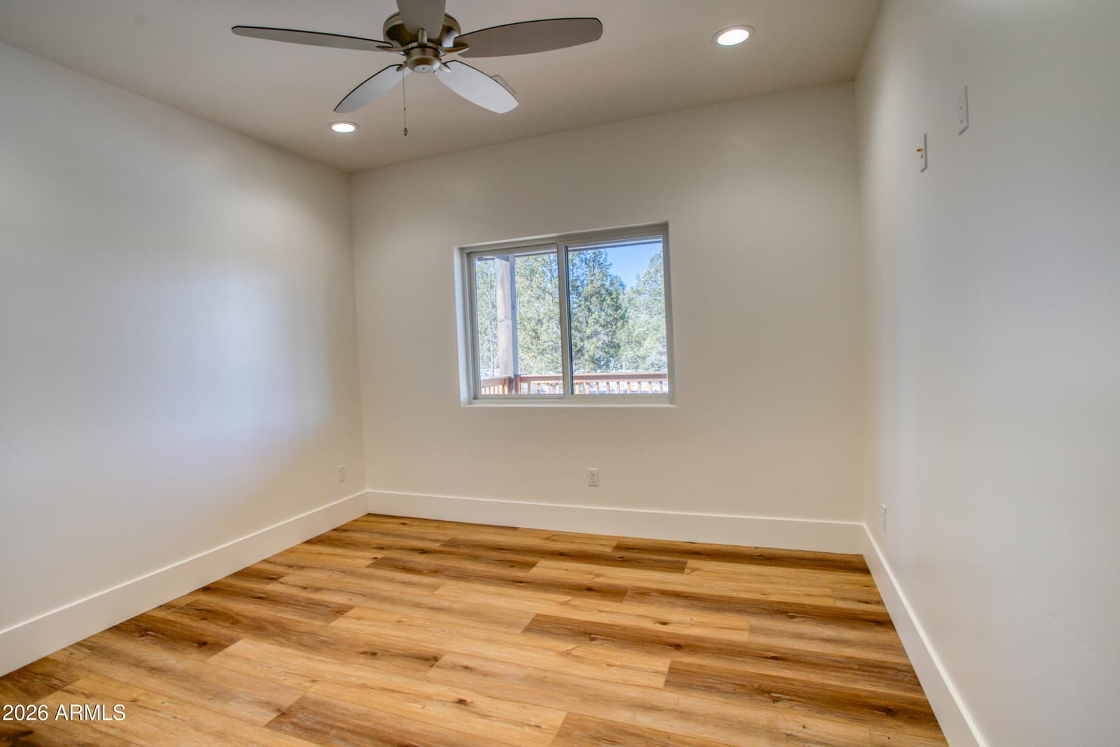 1028 School House Ln Lane, Show Low, AZ 85901 — photo 17 of 32