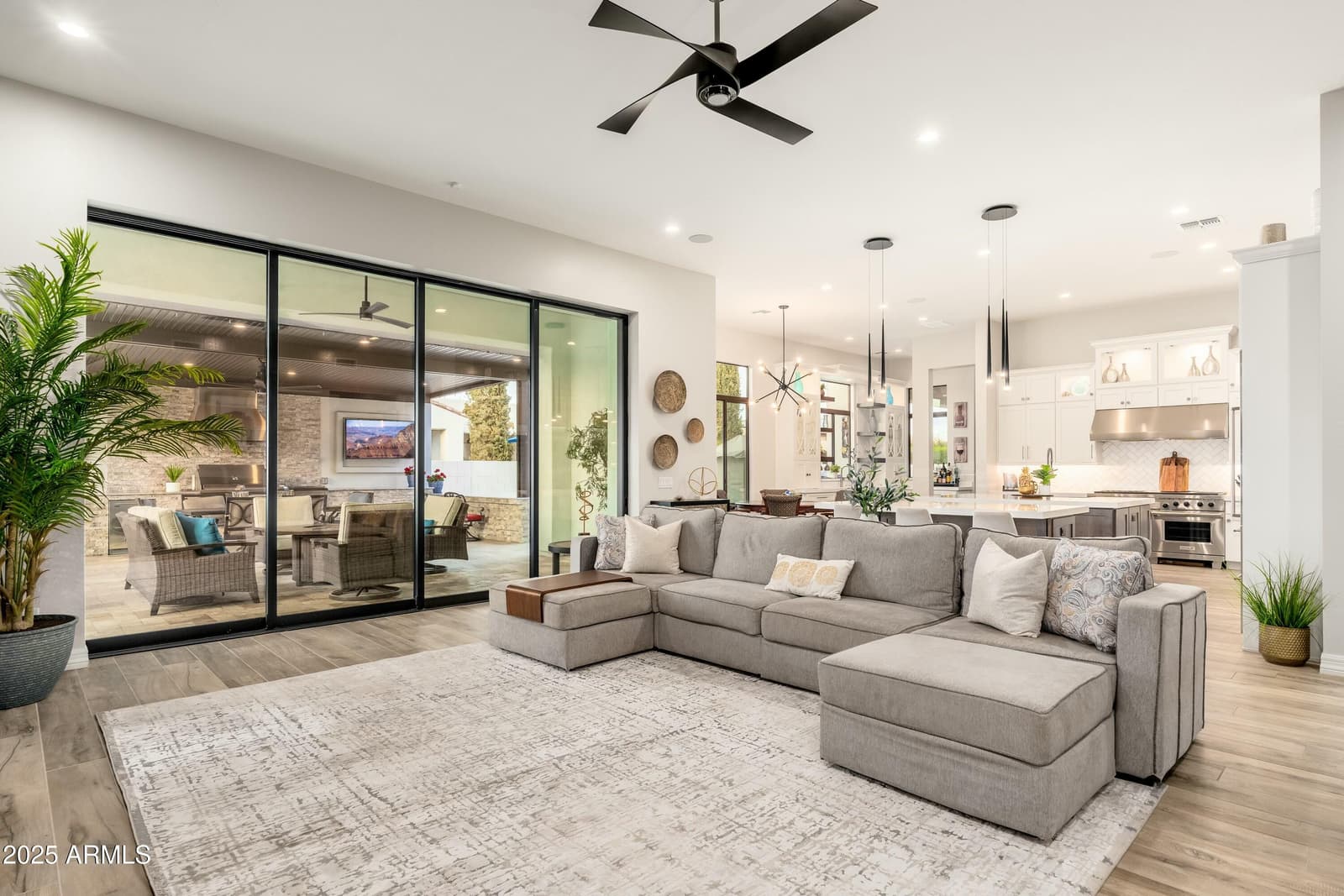 2656 E ORIOLE Drive, Gilbert, AZ 85297 — photo 43 of 191