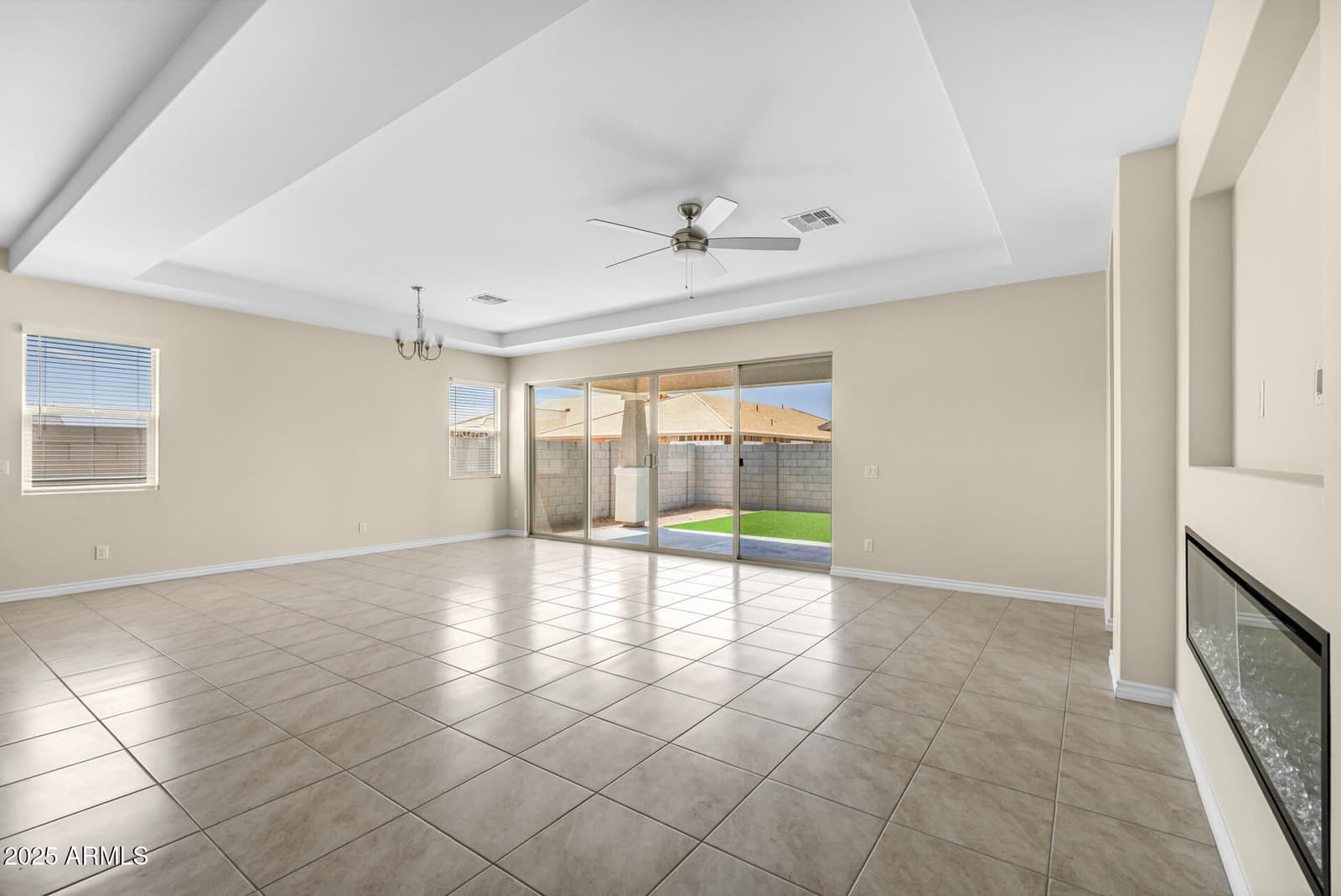 15669 W GEORGIA Drive, Surprise, AZ 85379 — photo 5 of 62