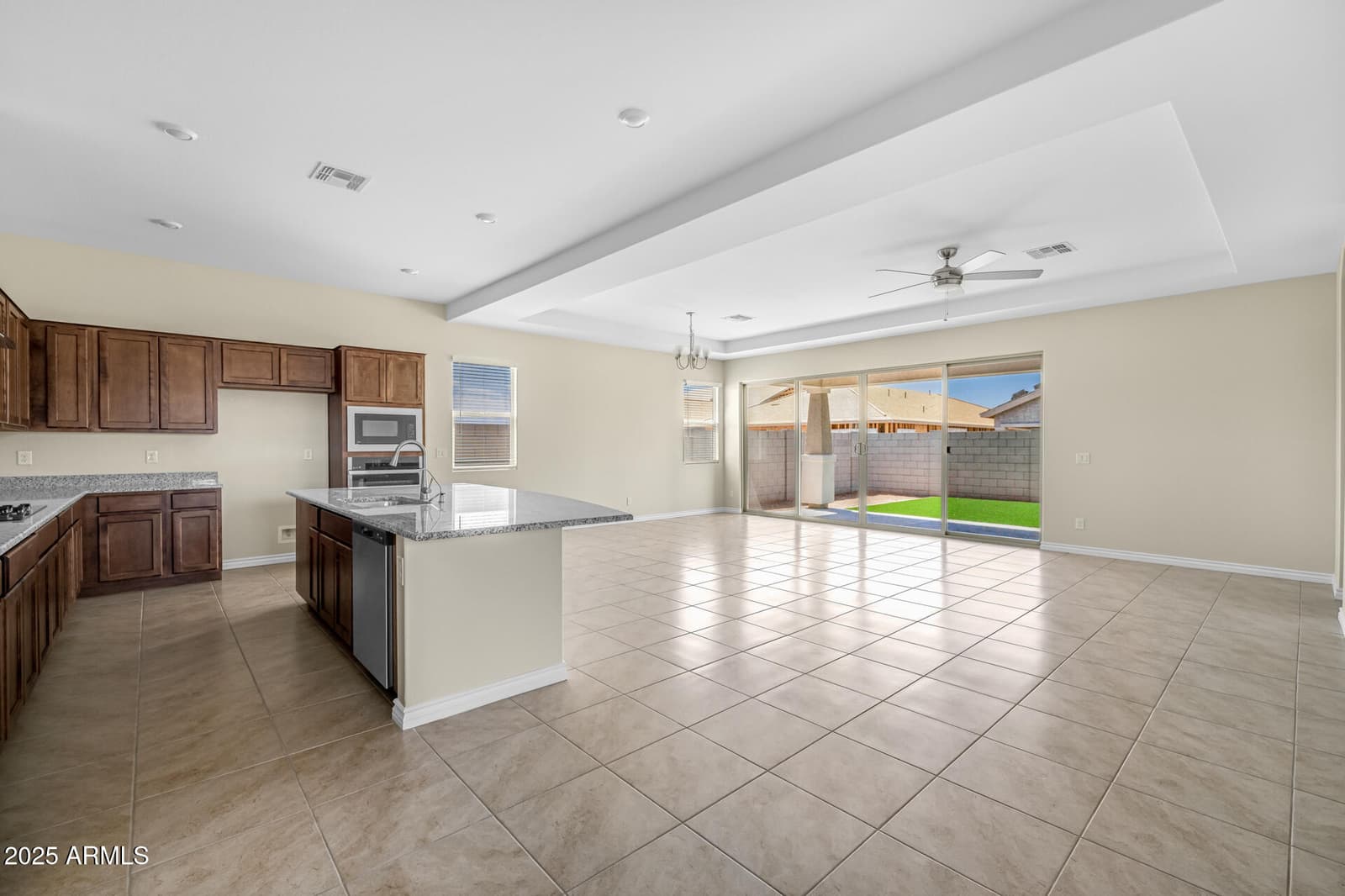 15669 W GEORGIA Drive, Surprise, AZ 85379 — photo 11 of 62