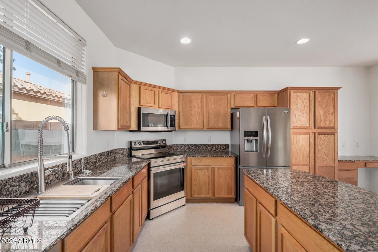 18347 W LA MIRADA Drive, Goodyear, AZ 85338 — photo 8 of 20