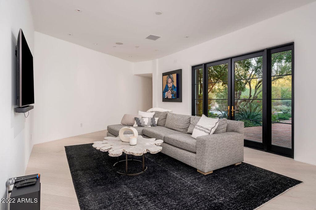 6723 N DESERT FAIRWAYS Drive, Paradise Valley, AZ 85253 — photo 16 of 48