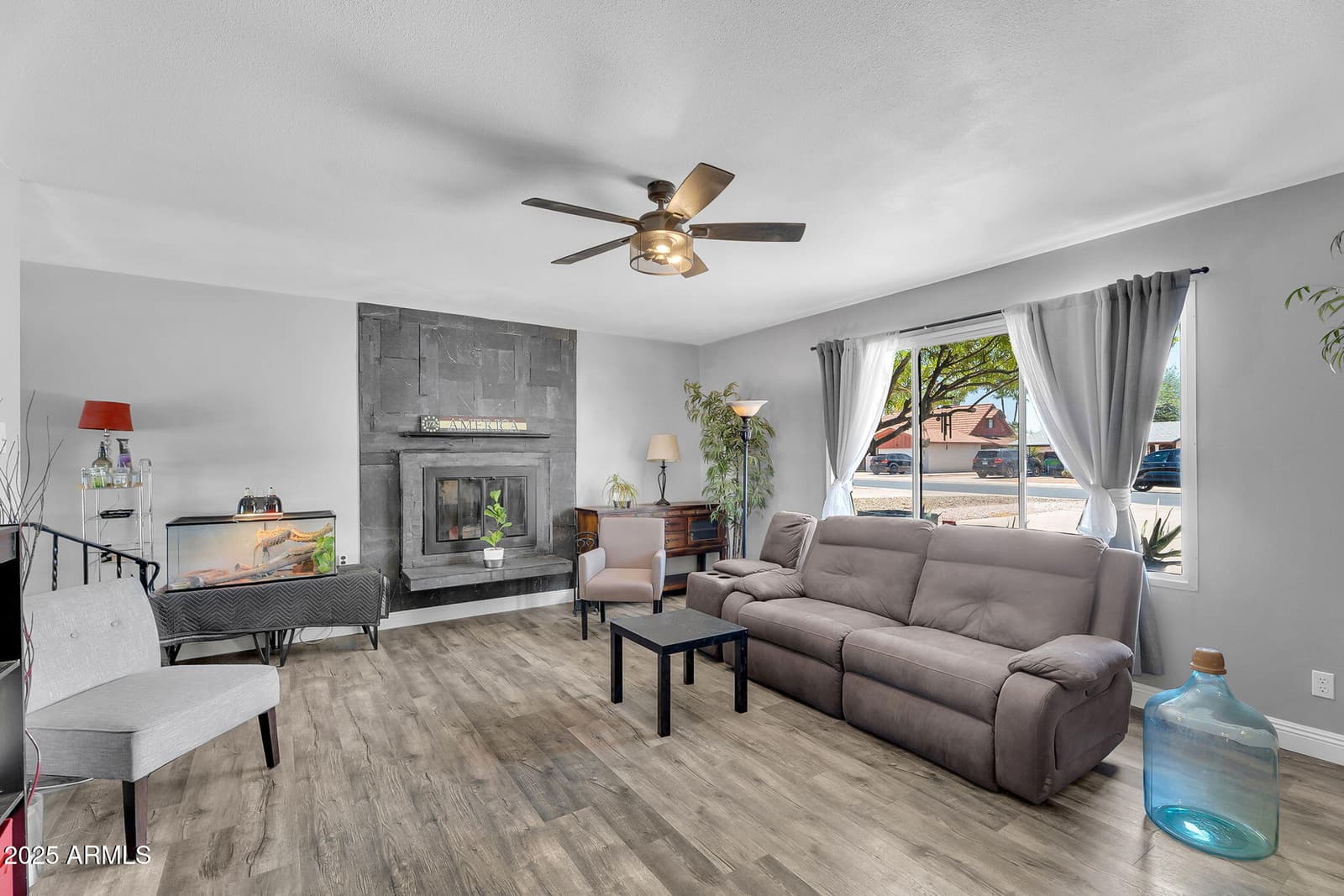 122 E HERMOSA Drive, Tempe, AZ 85282 — photo 1 of 30