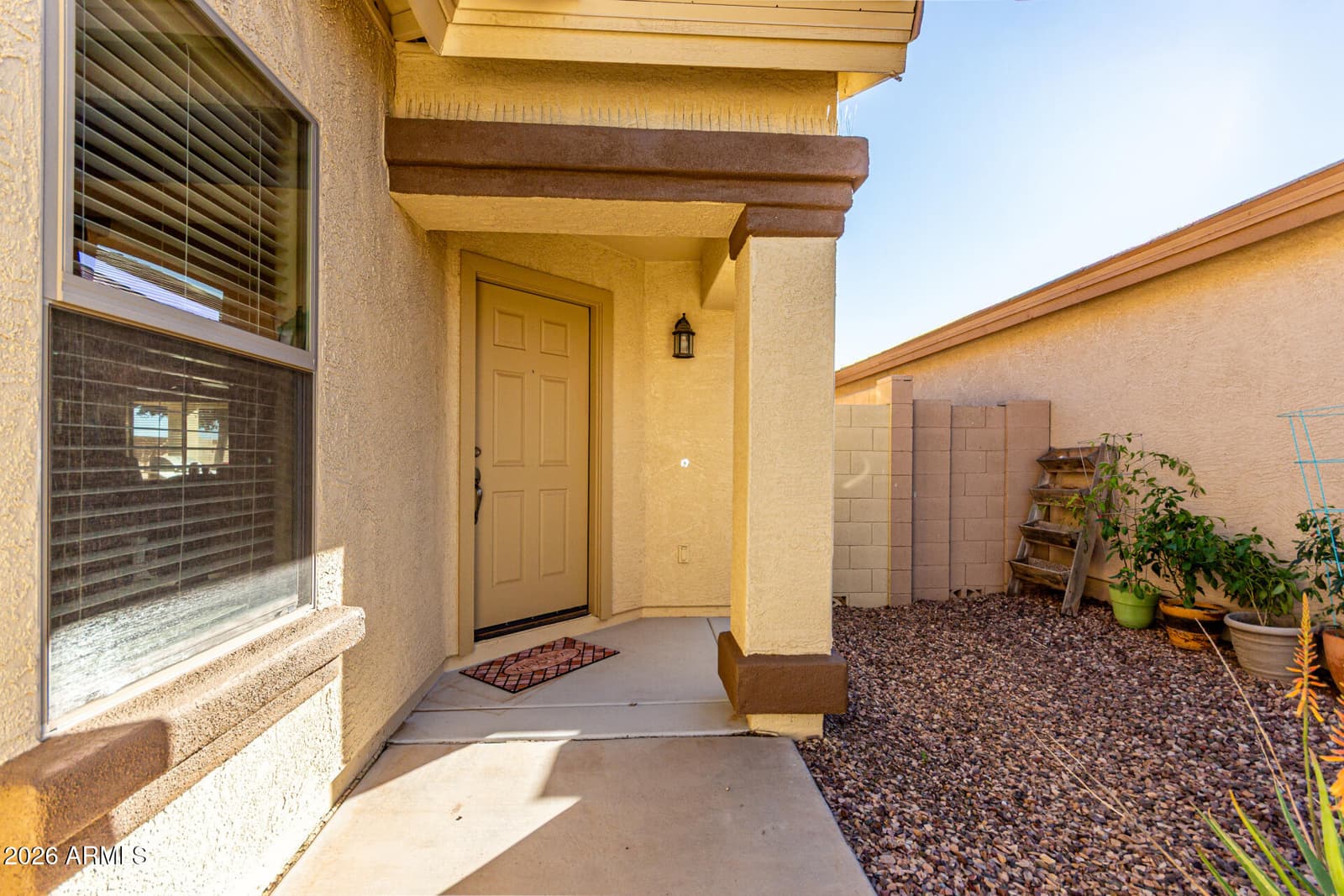 959 W DESERT SEASONS Drive, San Tan Valley, AZ 85143 — photo 4 of 31