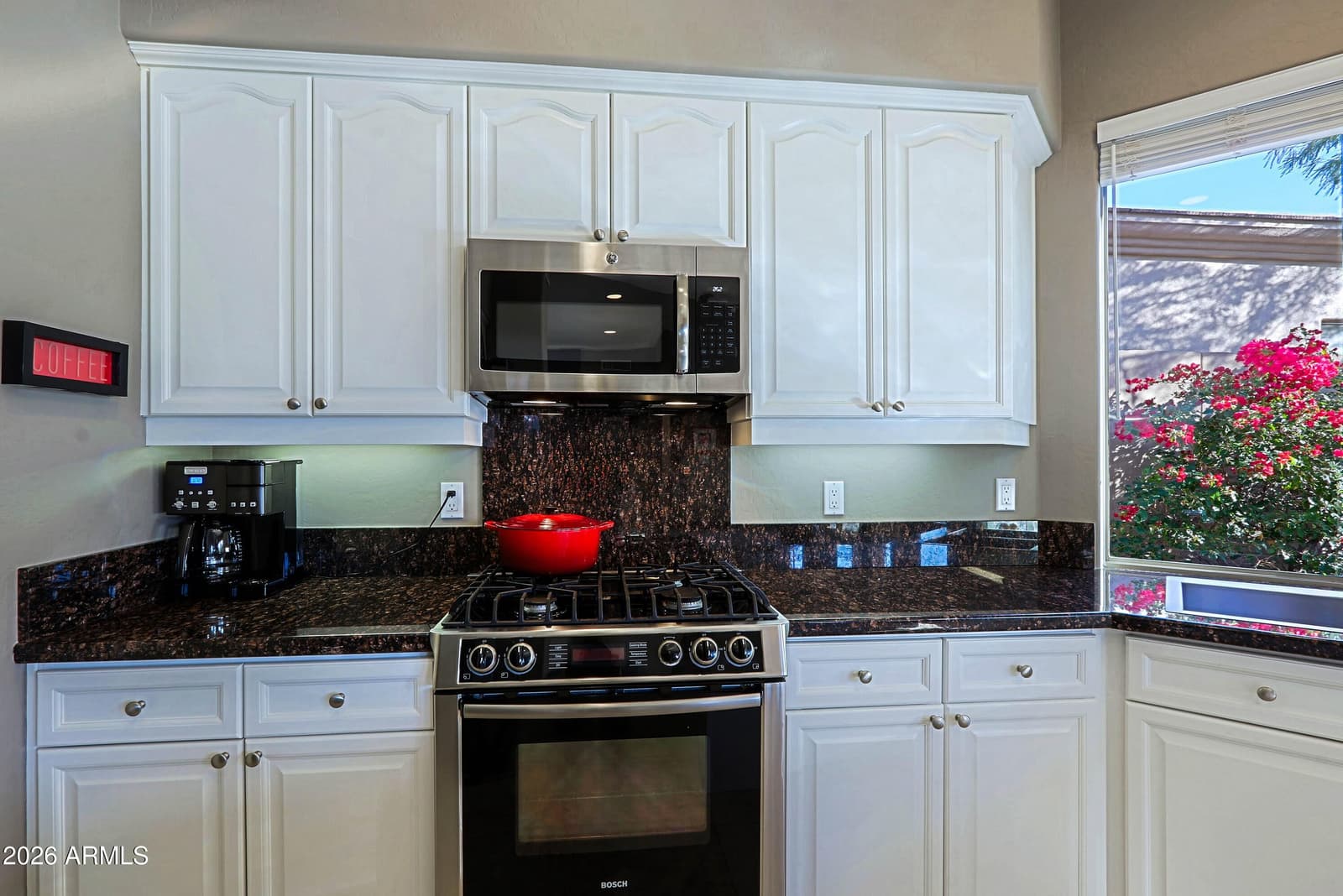 6943 E MIGHTY SAGUARO Way, Scottsdale, AZ 85266 — photo 16 of 98