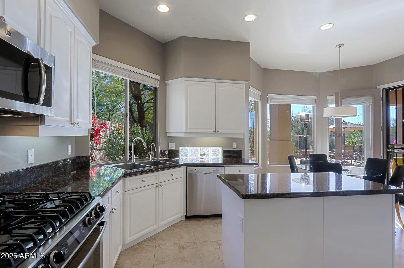 6943 E MIGHTY SAGUARO Way, Scottsdale, AZ 85266 — photo 19 of 98