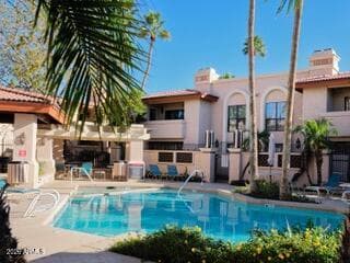 10410 N CAVE CREEK Road 2043, Phoenix, AZ 85020 — photo 3 of 16