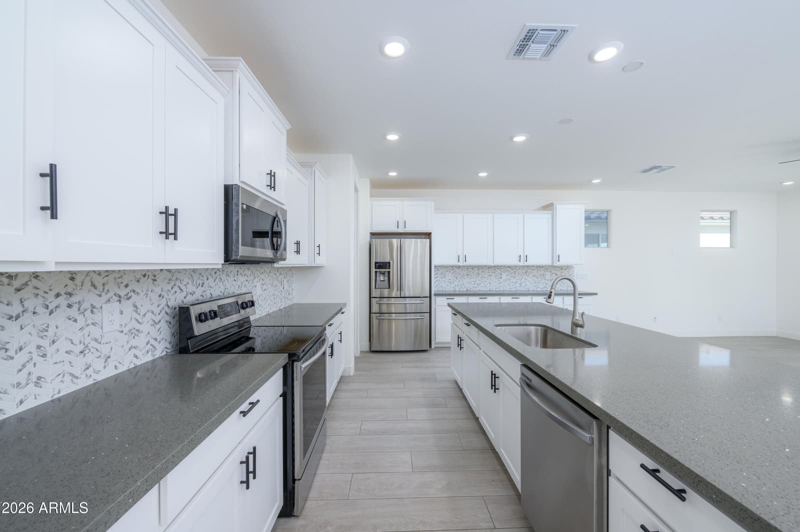 17263 W CORRINE Drive, Surprise, AZ 85388 — photo 11 of 43