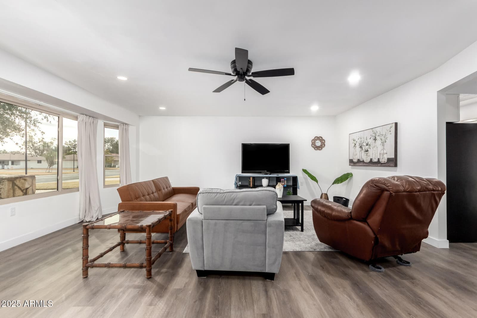 628 LEISURE WORLD, Mesa, AZ 85206 — photo 5 of 51