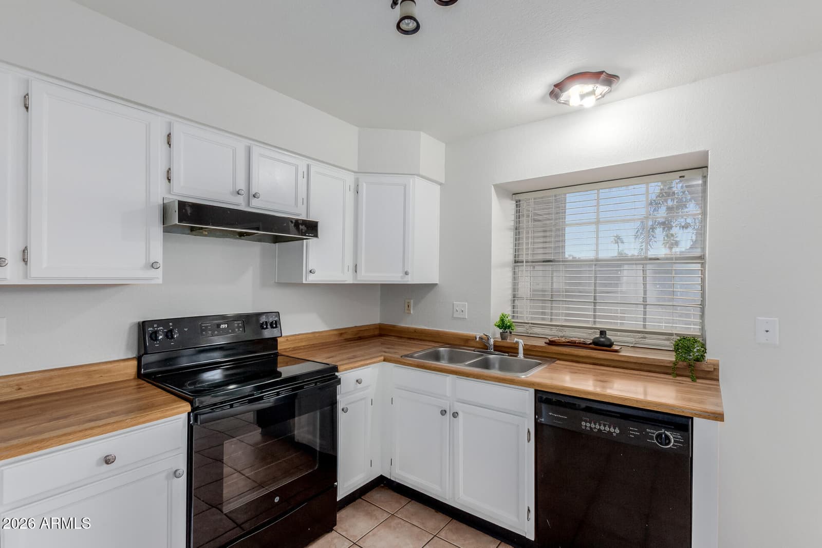 4601 N 102ND Avenue 1153, Phoenix, AZ 85037 — photo 15 of 44
