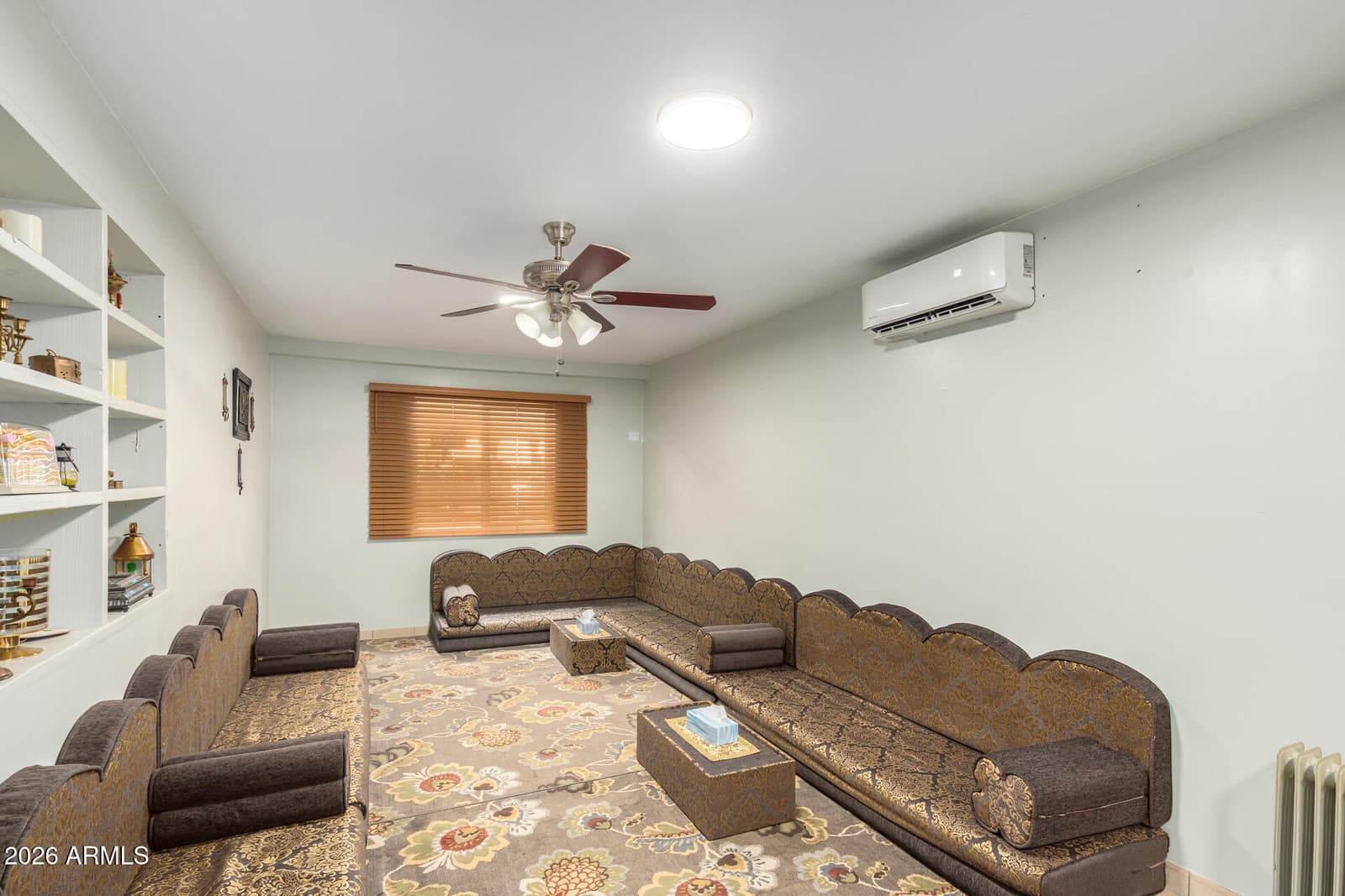 2825 N 33RD Place, Phoenix, AZ 85008 — photo 4 of 27