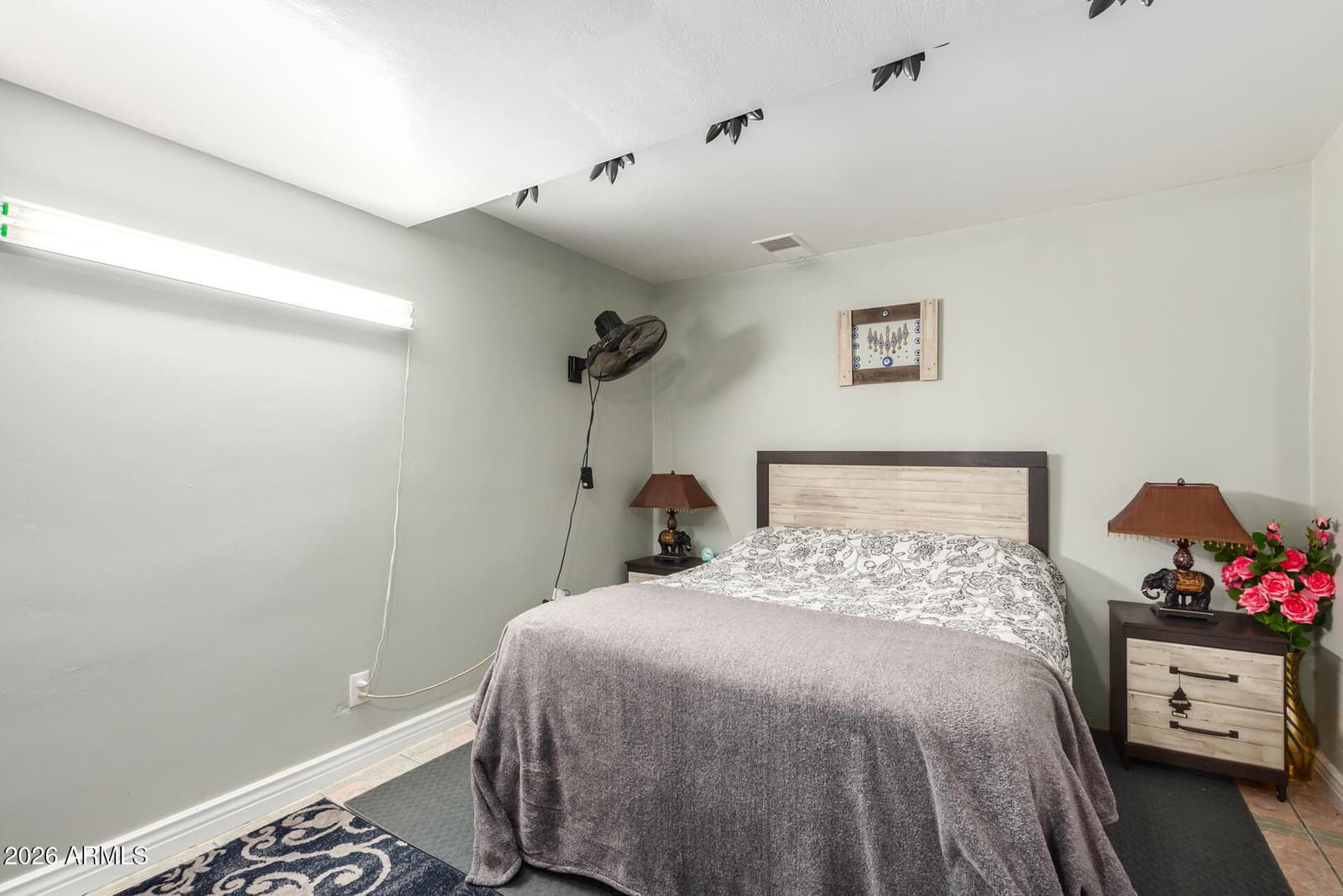 2825 N 33RD Place, Phoenix, AZ 85008 — photo 16 of 27