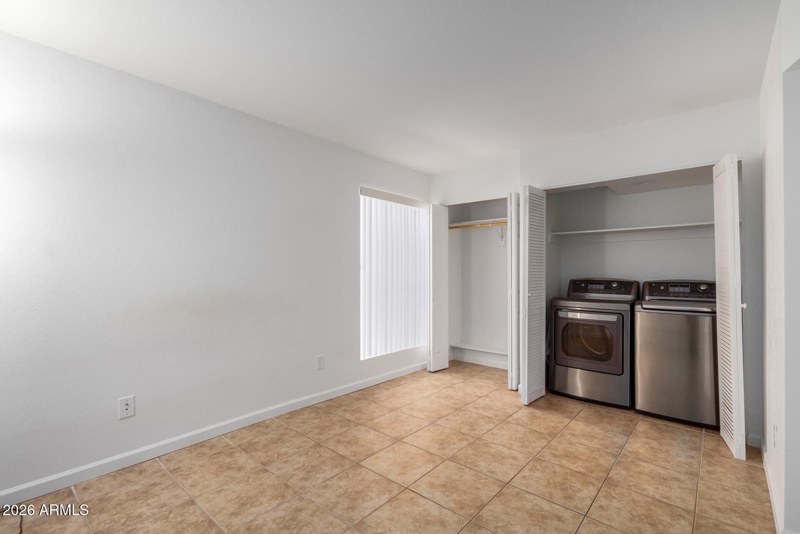 3601 W TIERRA BUENA Lane 168, Phoenix, AZ 85053 — photo 19 of 26