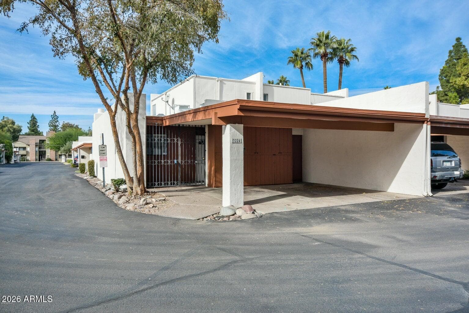 3224 S EL CAMINO Drive, Tempe, AZ 85282 — photo 1 of 23
