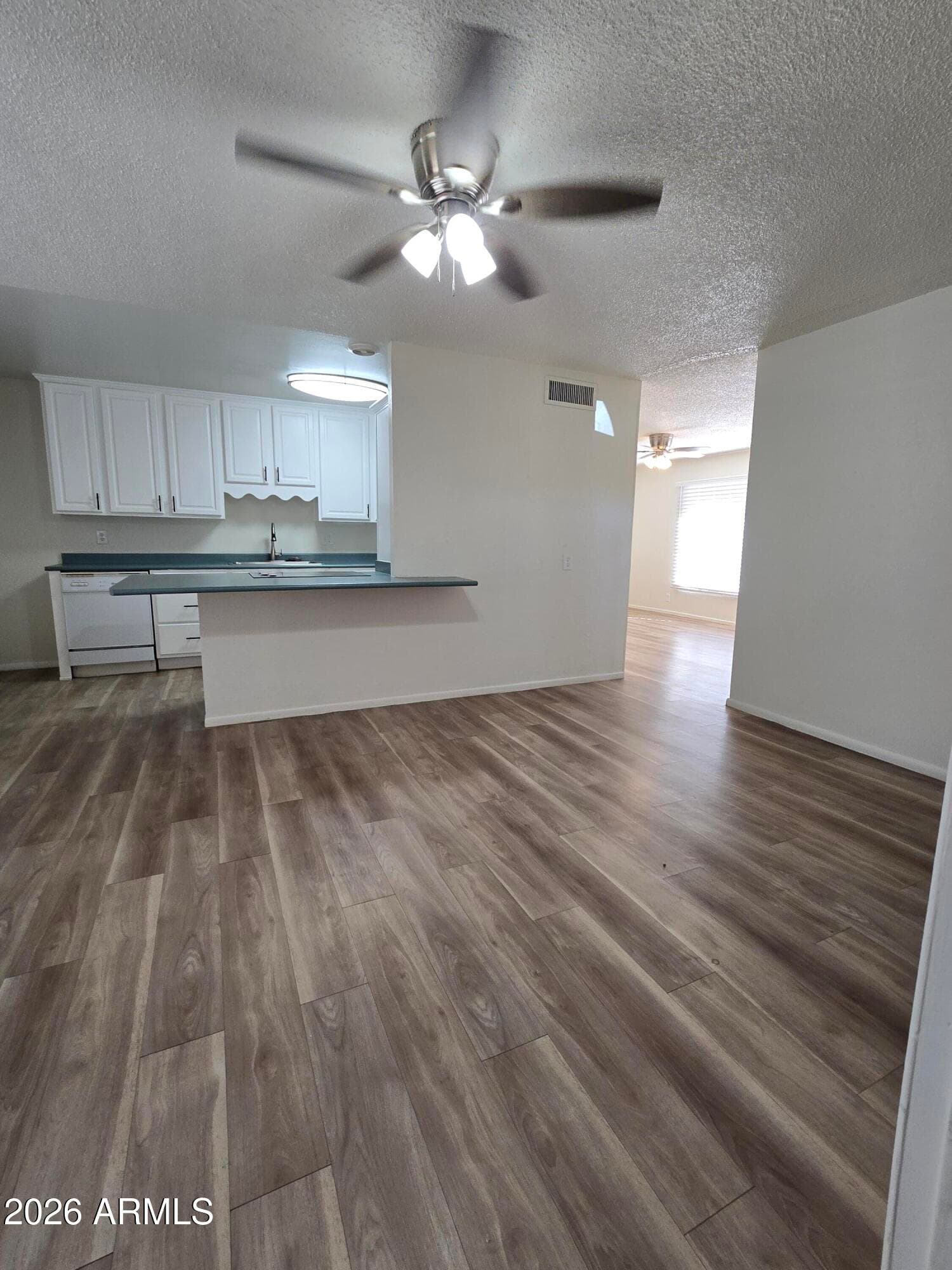 6512 N 41ST Avenue, Phoenix, AZ 85019 — photo 8 of 24