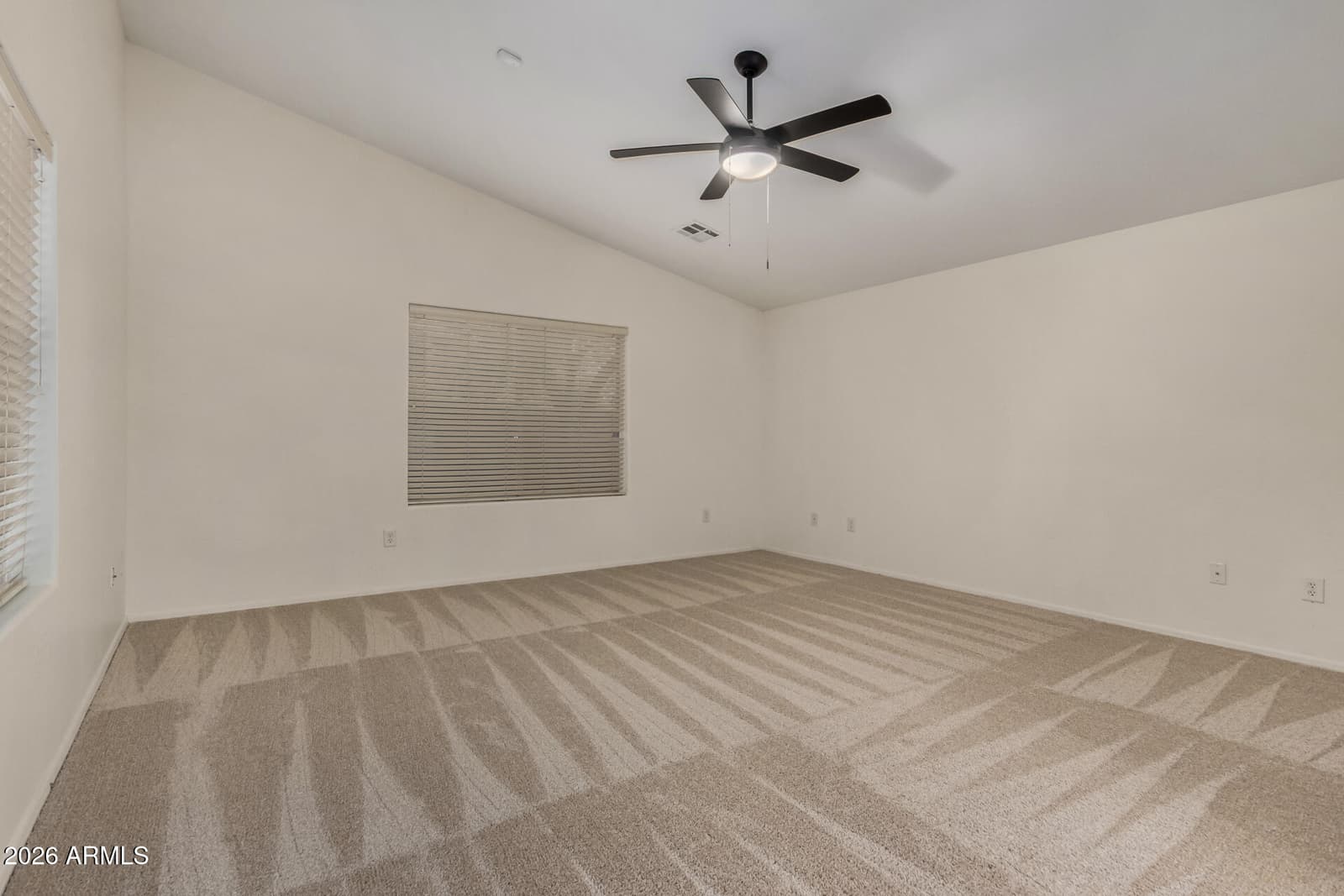 11241 W DAVIS Lane, Avondale, AZ 85323 — photo 15 of 32