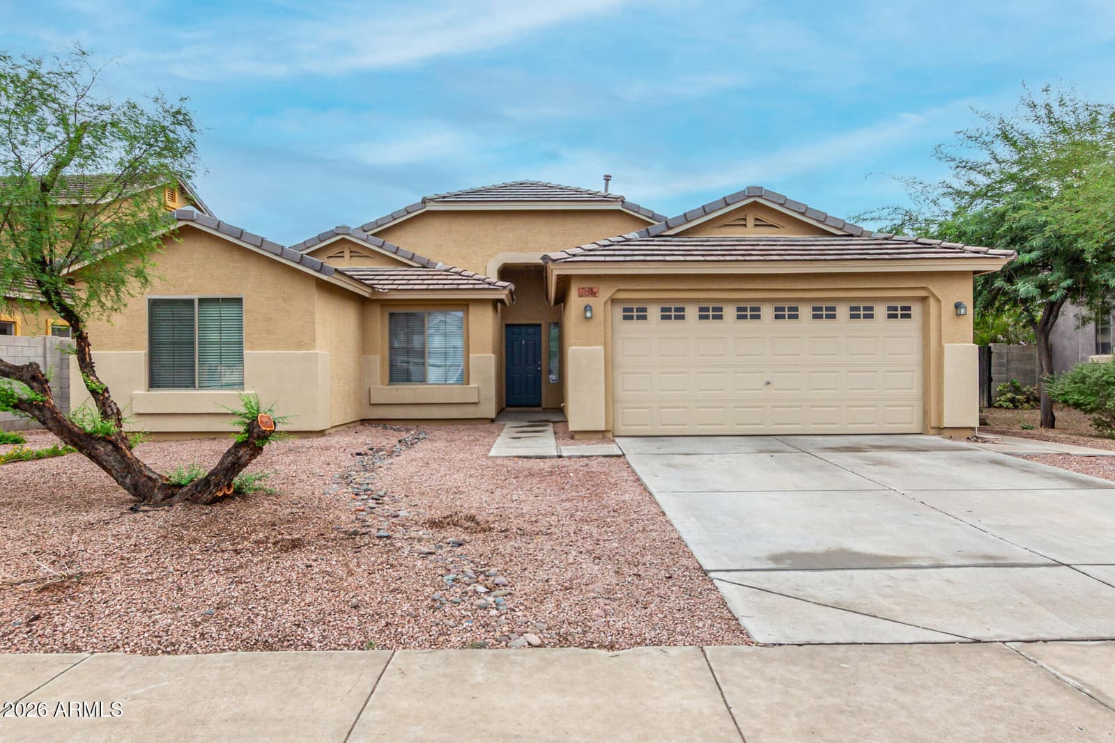 11241 W DAVIS Lane, Avondale, AZ 85323 — photo 1 of 32