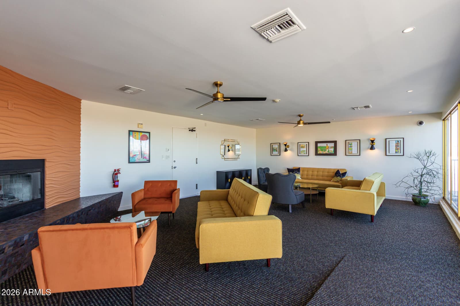 4750 N CENTRAL Avenue J17, Phoenix, AZ 85012 — photo 26 of 39