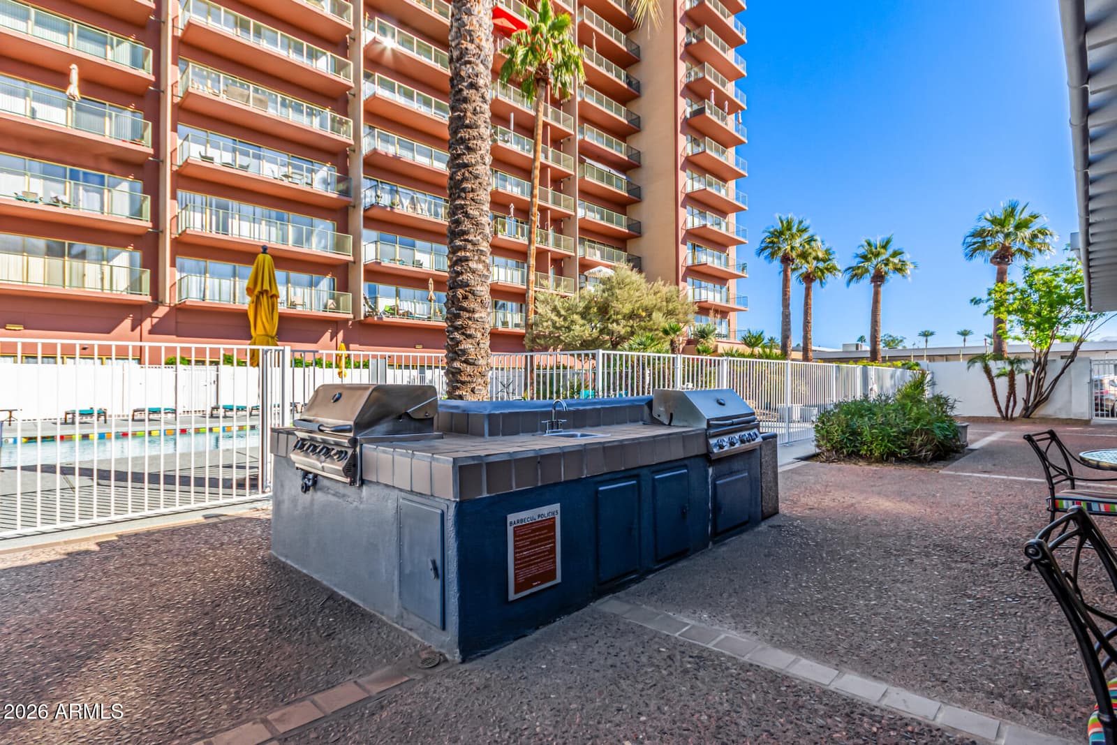 4750 N CENTRAL Avenue J17, Phoenix, AZ 85012 — photo 35 of 39