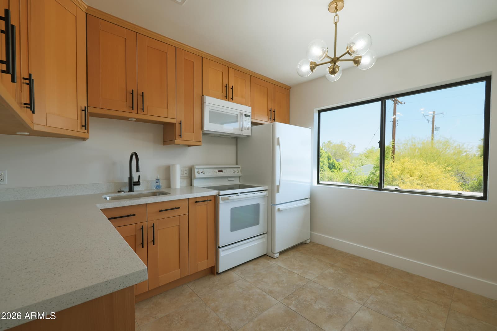 749 E MONTEBELLO Avenue 231, Phoenix, AZ 85014 — photo 2 of 18