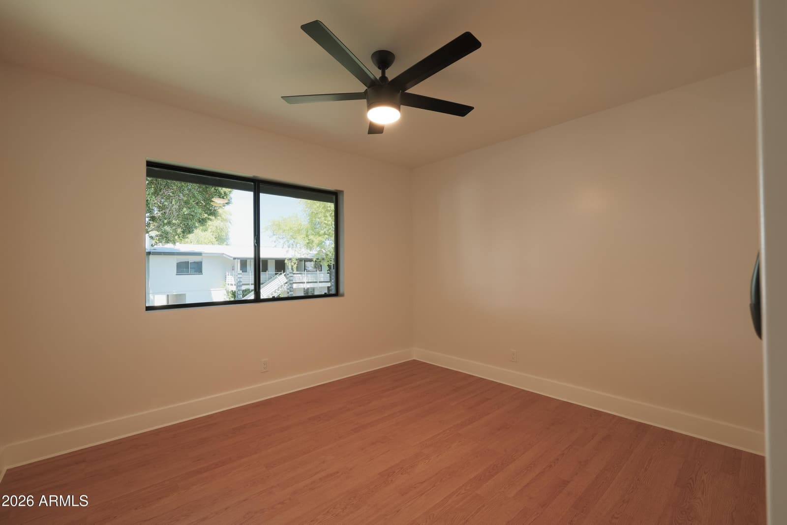 749 E MONTEBELLO Avenue 231, Phoenix, AZ 85014 — photo 11 of 18