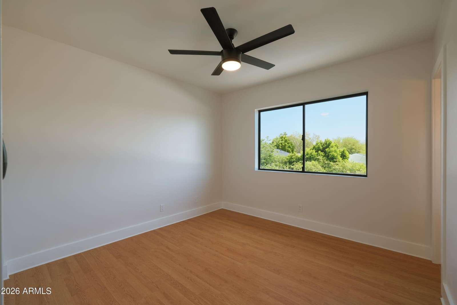 749 E MONTEBELLO Avenue 231, Phoenix, AZ 85014 — photo 16 of 18