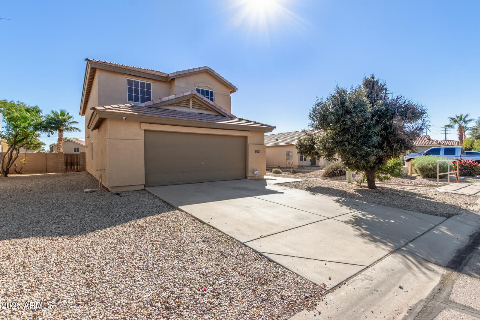885 E LAKEVIEW Drive, San Tan Valley, AZ 85143 — photo 3 of 34