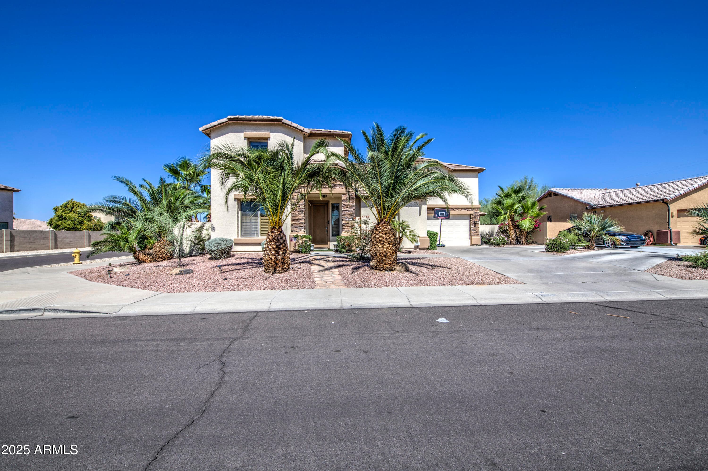 7419 S 25TH Drive, Phoenix, AZ 85041 — photo 1 of 74