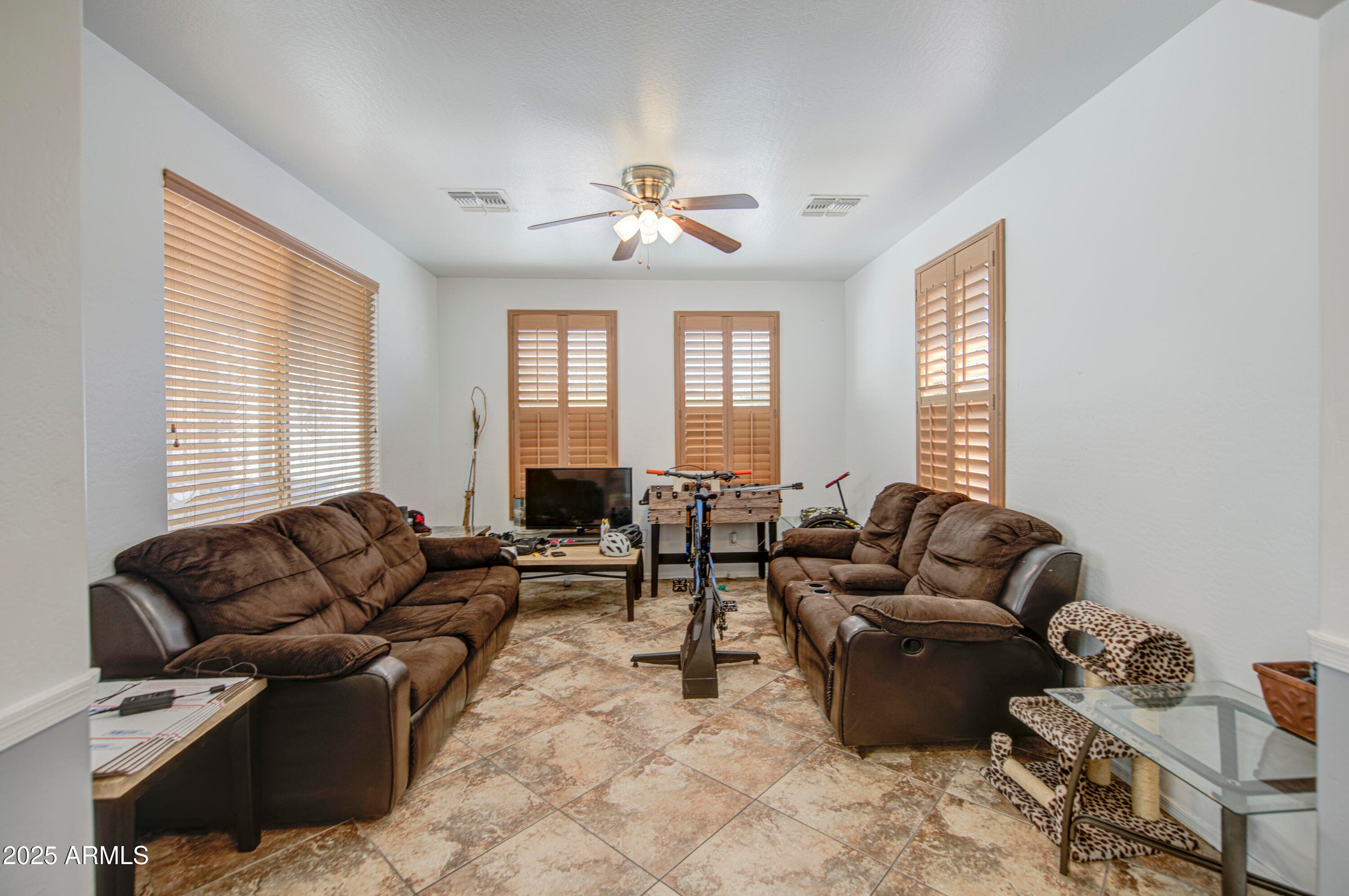 7419 S 25TH Drive, Phoenix, AZ 85041 — photo 9 of 74
