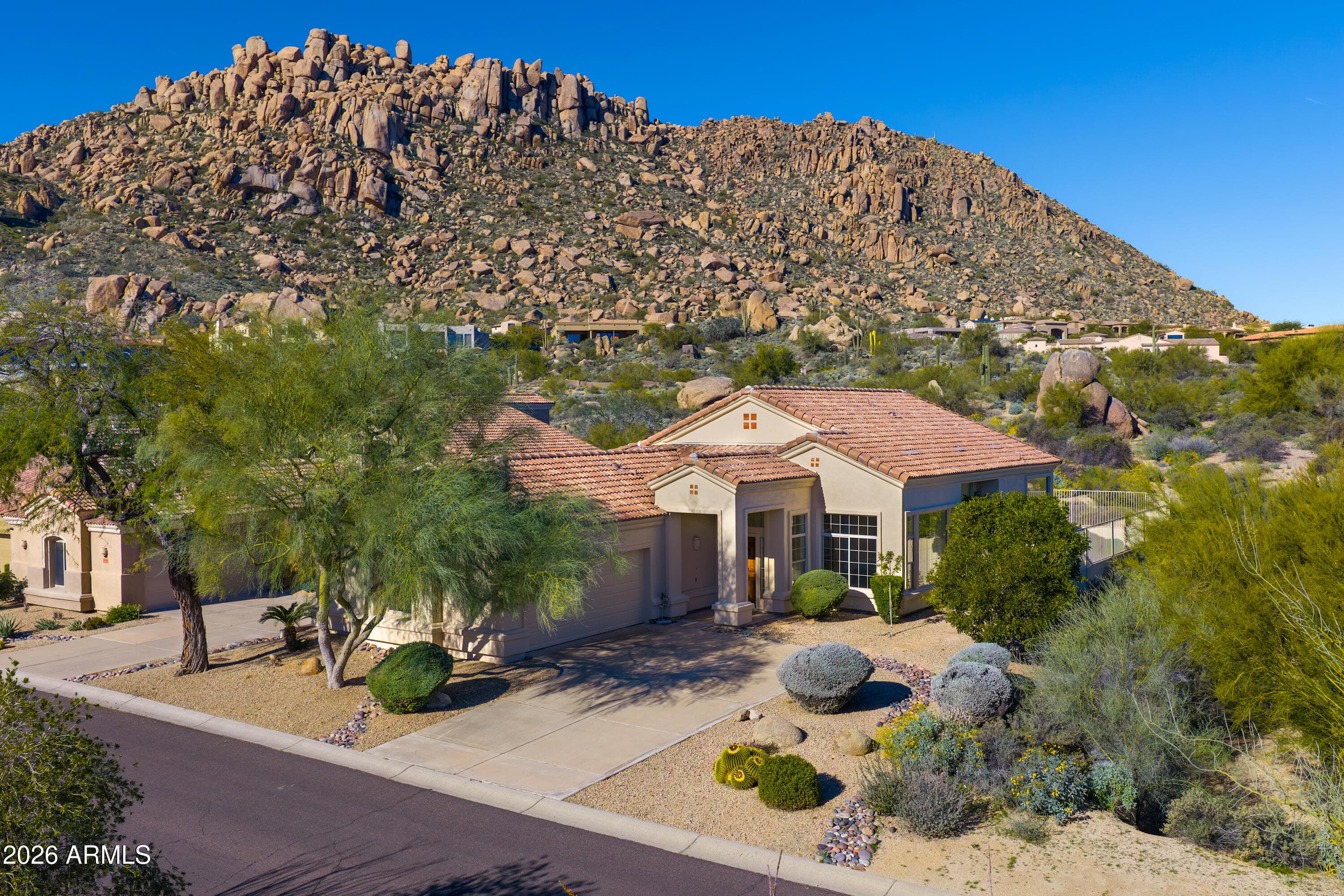 11528 E RANCH GATE Road, Scottsdale, AZ 85255 — photo 1 of 45