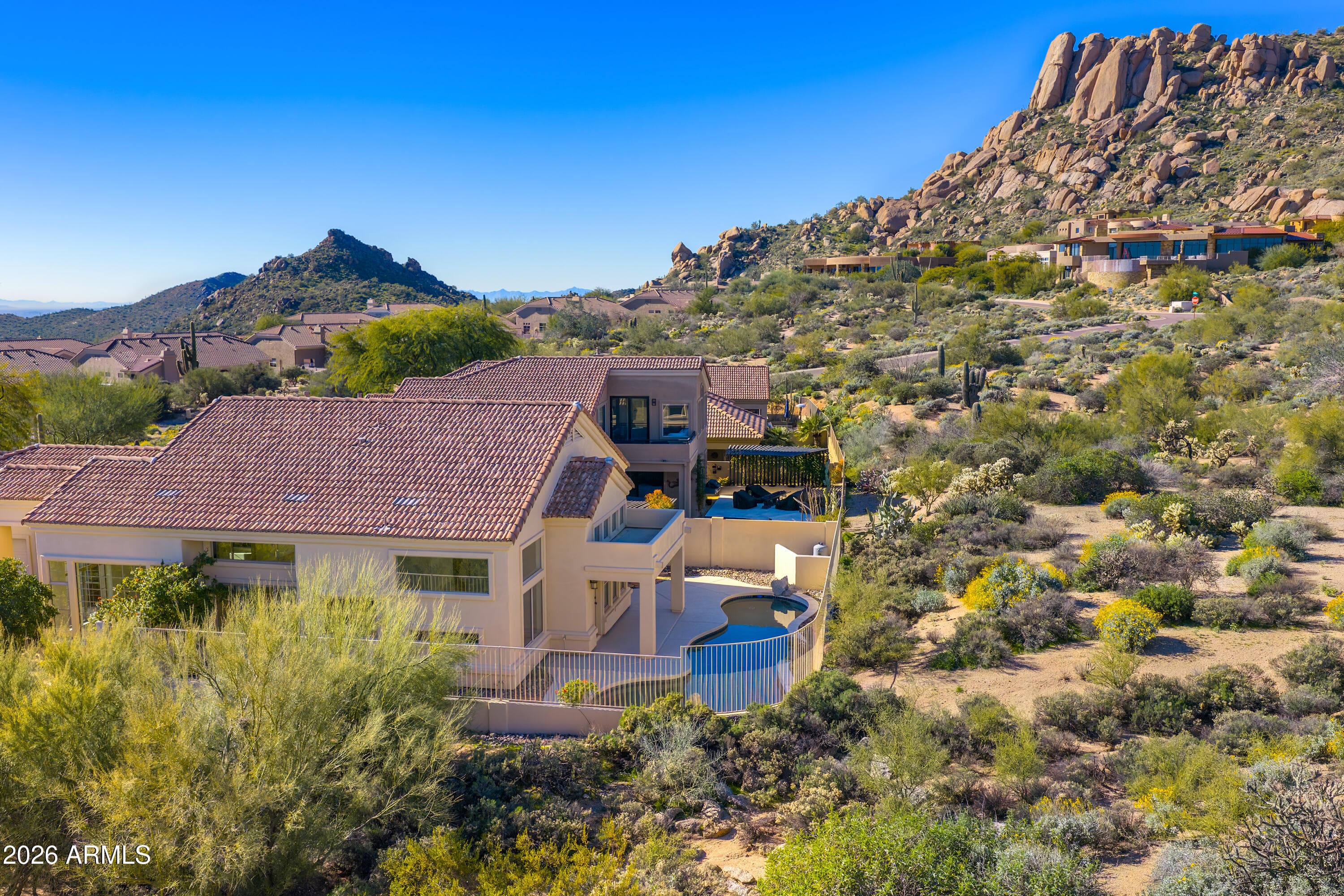 11528 E RANCH GATE Road, Scottsdale, AZ 85255 — photo 10 of 45