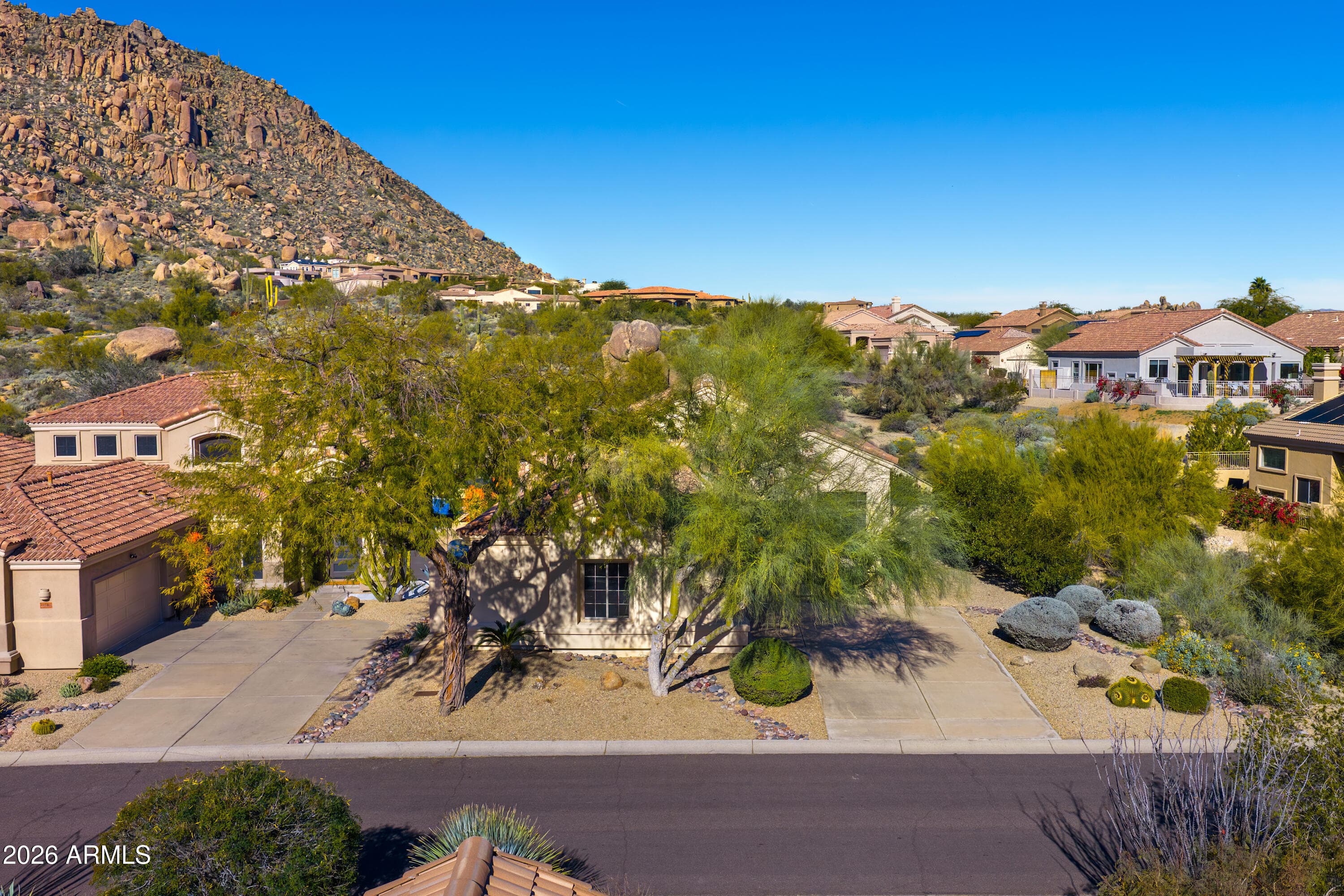 11528 E RANCH GATE Road, Scottsdale, AZ 85255 — photo 12 of 45