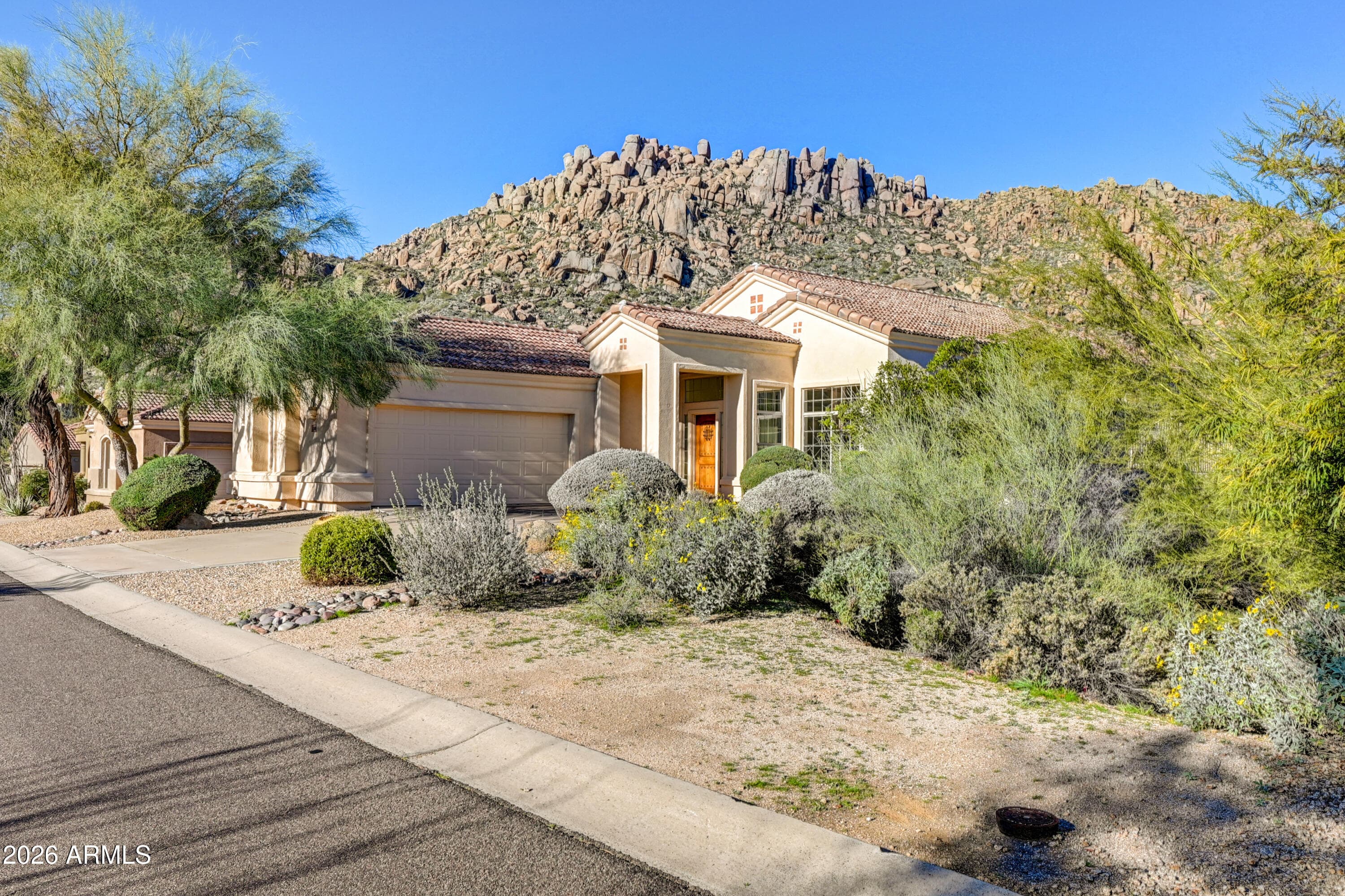 11528 E RANCH GATE Road, Scottsdale, AZ 85255 — photo 13 of 45
