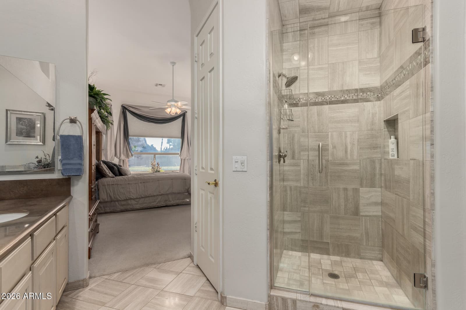 4419 E ROBIN Lane, Phoenix, AZ 85050 — photo 14 of 28