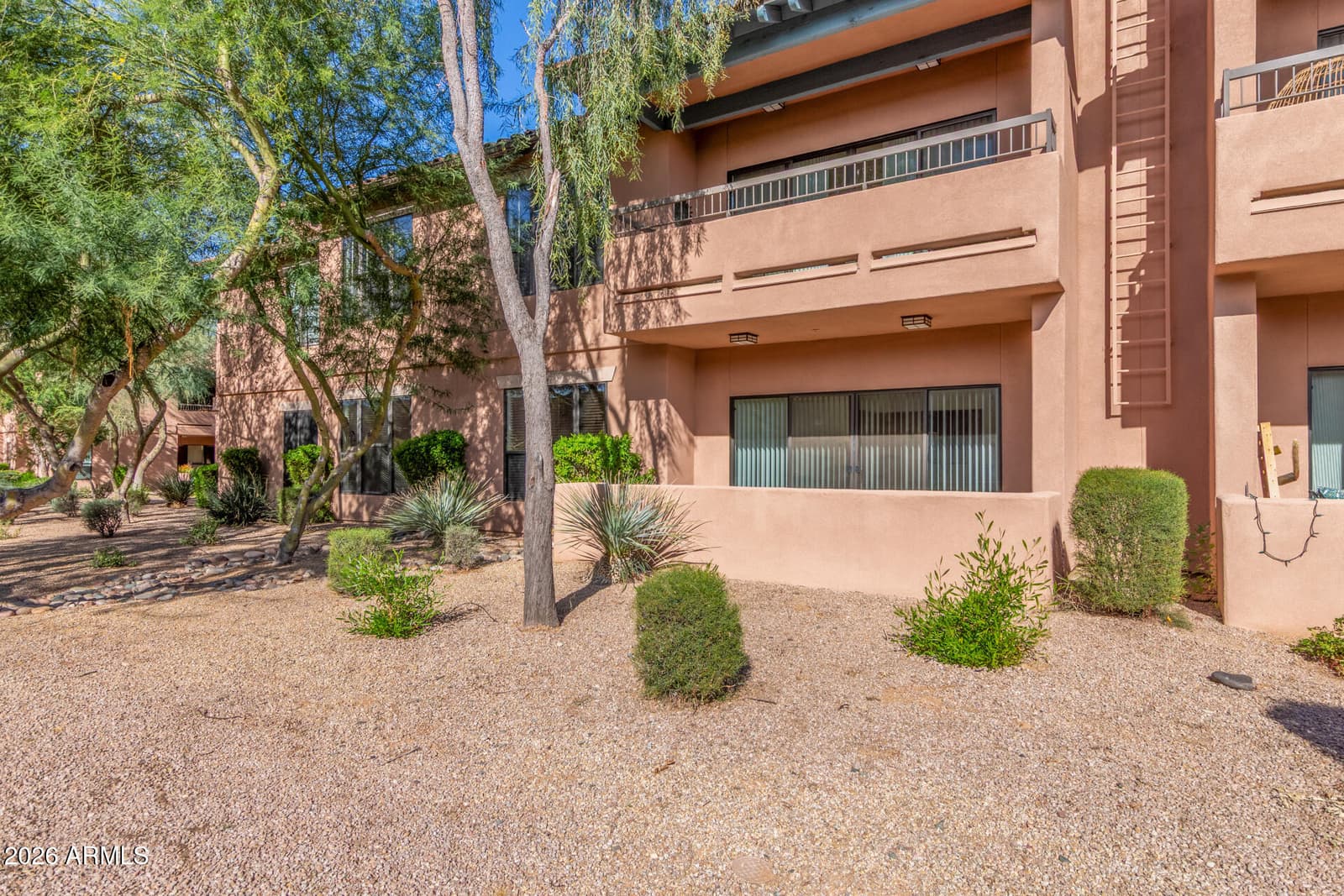 20660 N 40TH Street 1172, Phoenix, AZ 85050 — photo 32 of 37